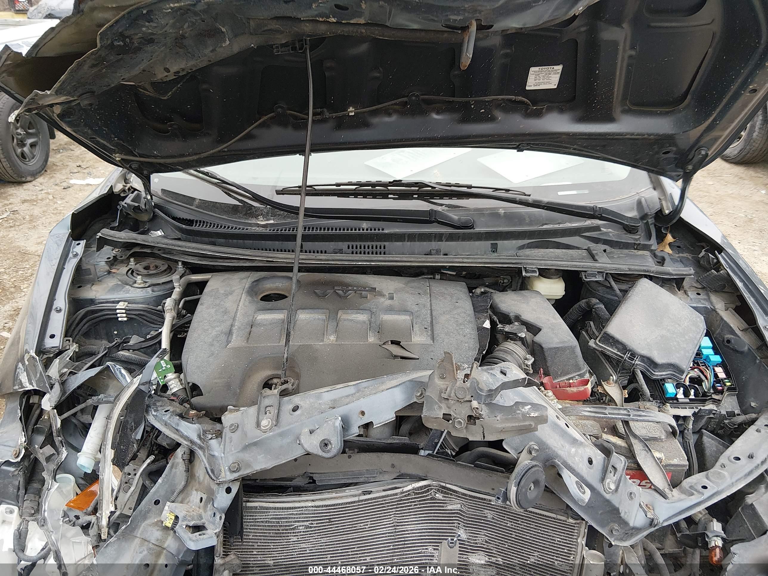 TOYOTA COROLLA image 10