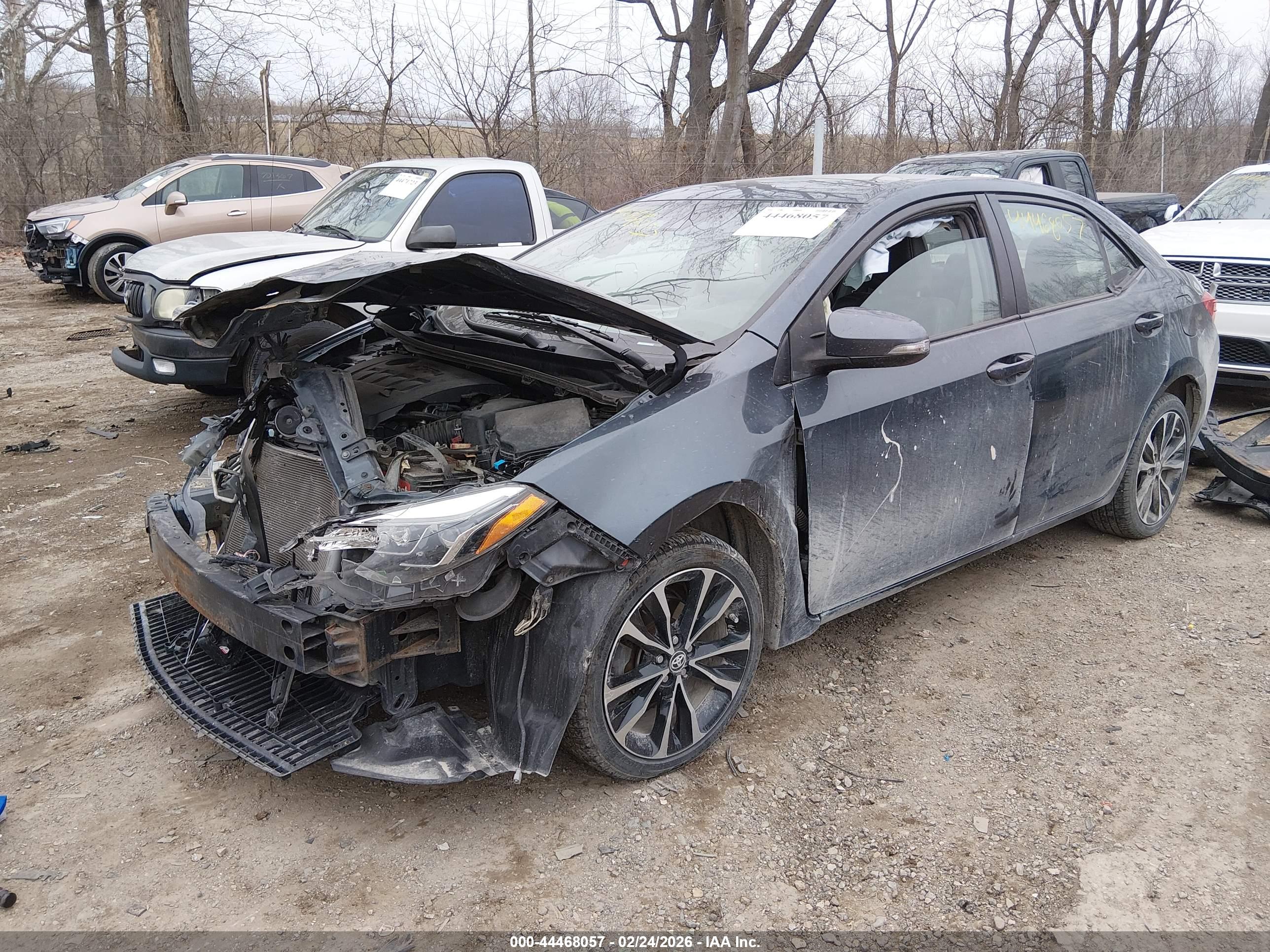 TOYOTA COROLLA image 2