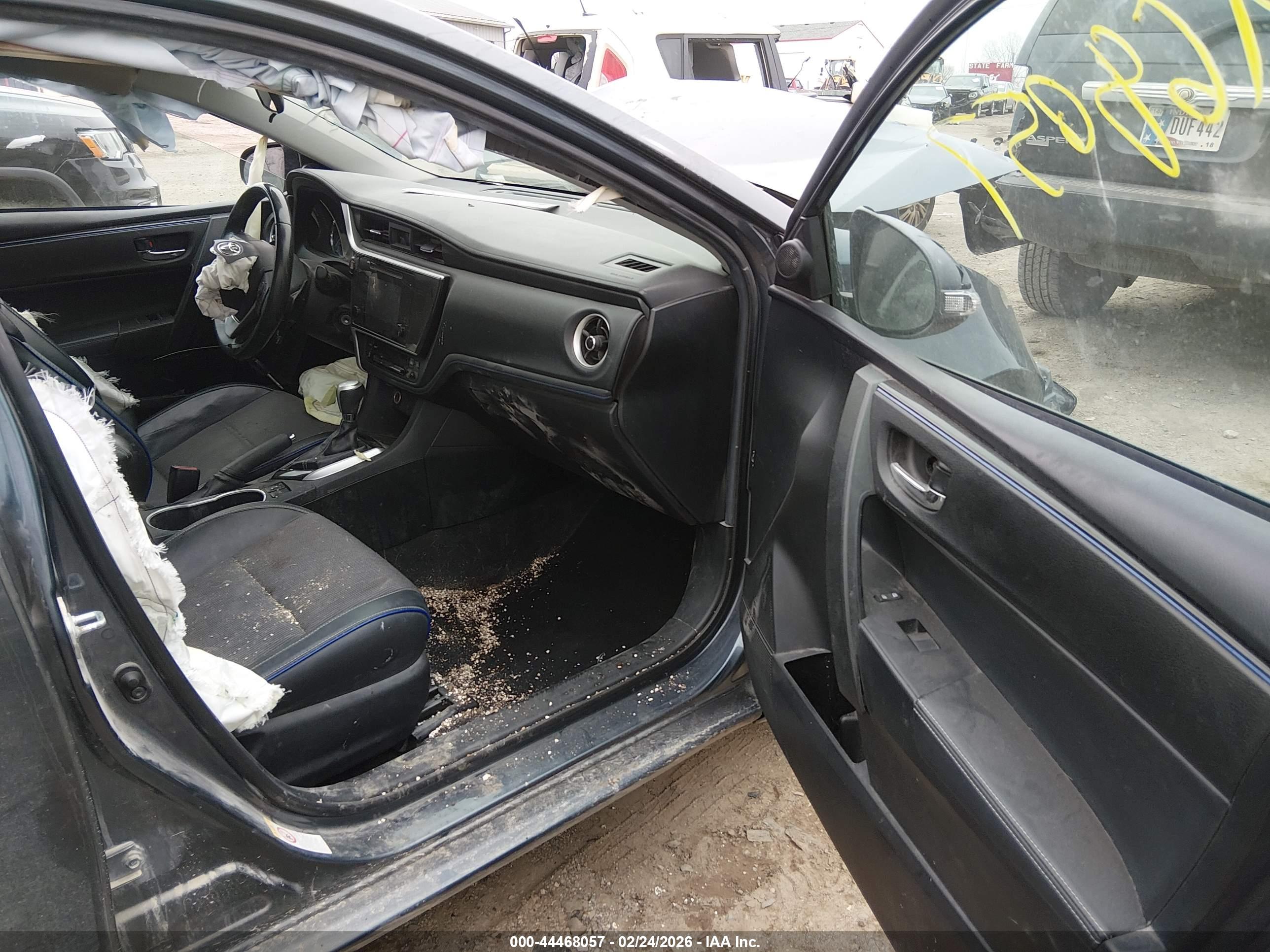 TOYOTA COROLLA image 5