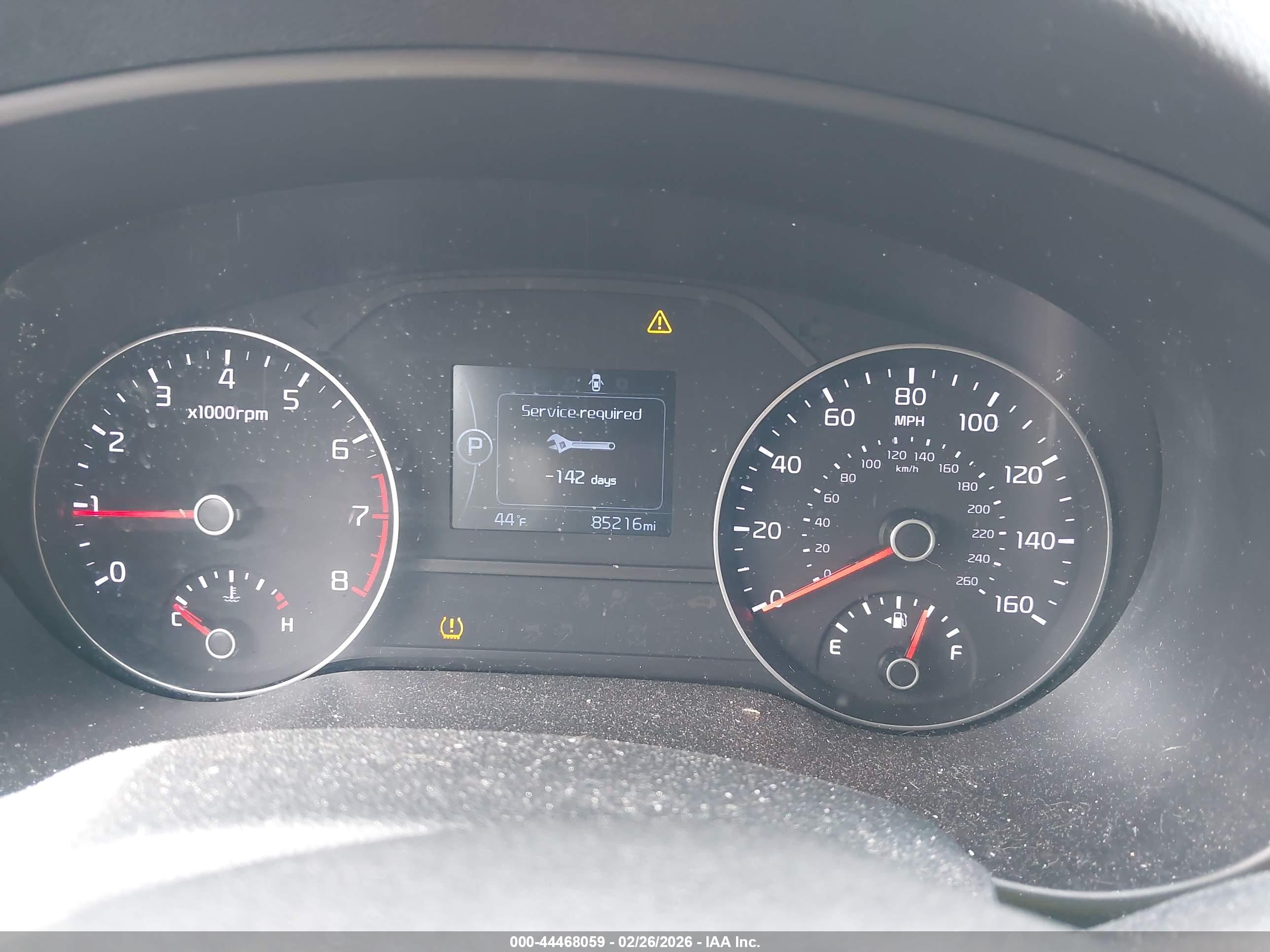 KIA SPORTAGE image 7
