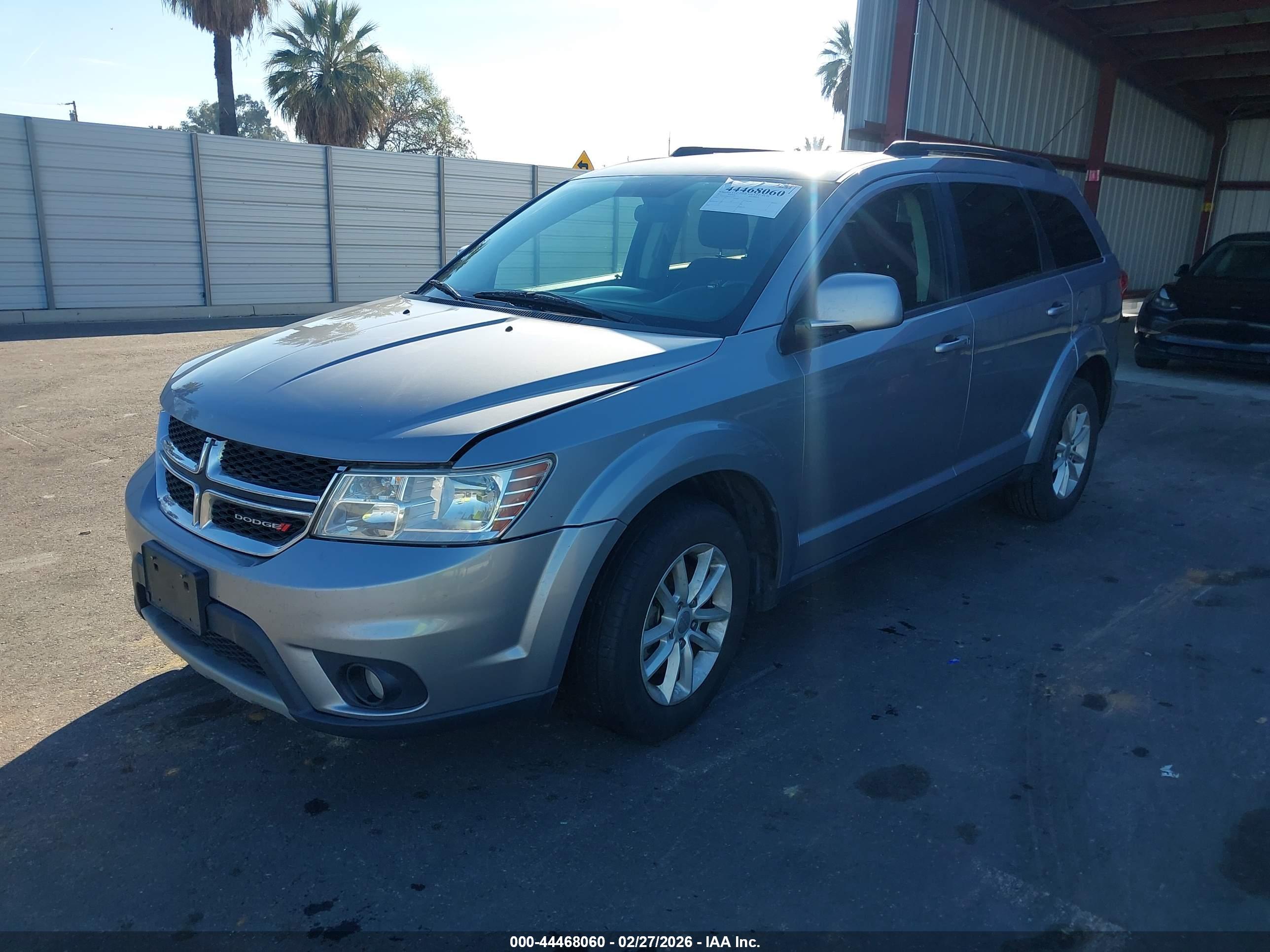 DODGE JOURNEY image 2