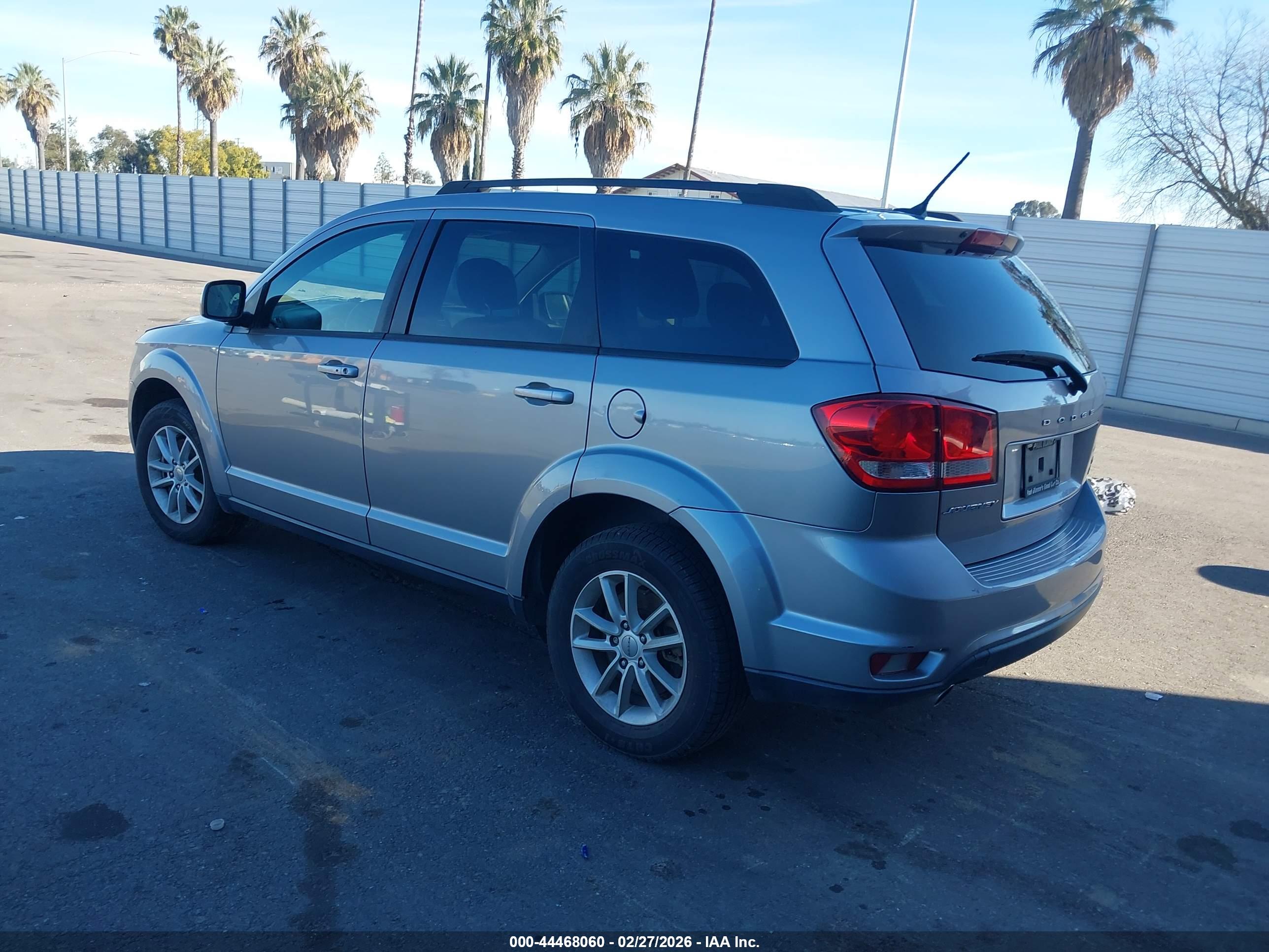 DODGE JOURNEY image 3