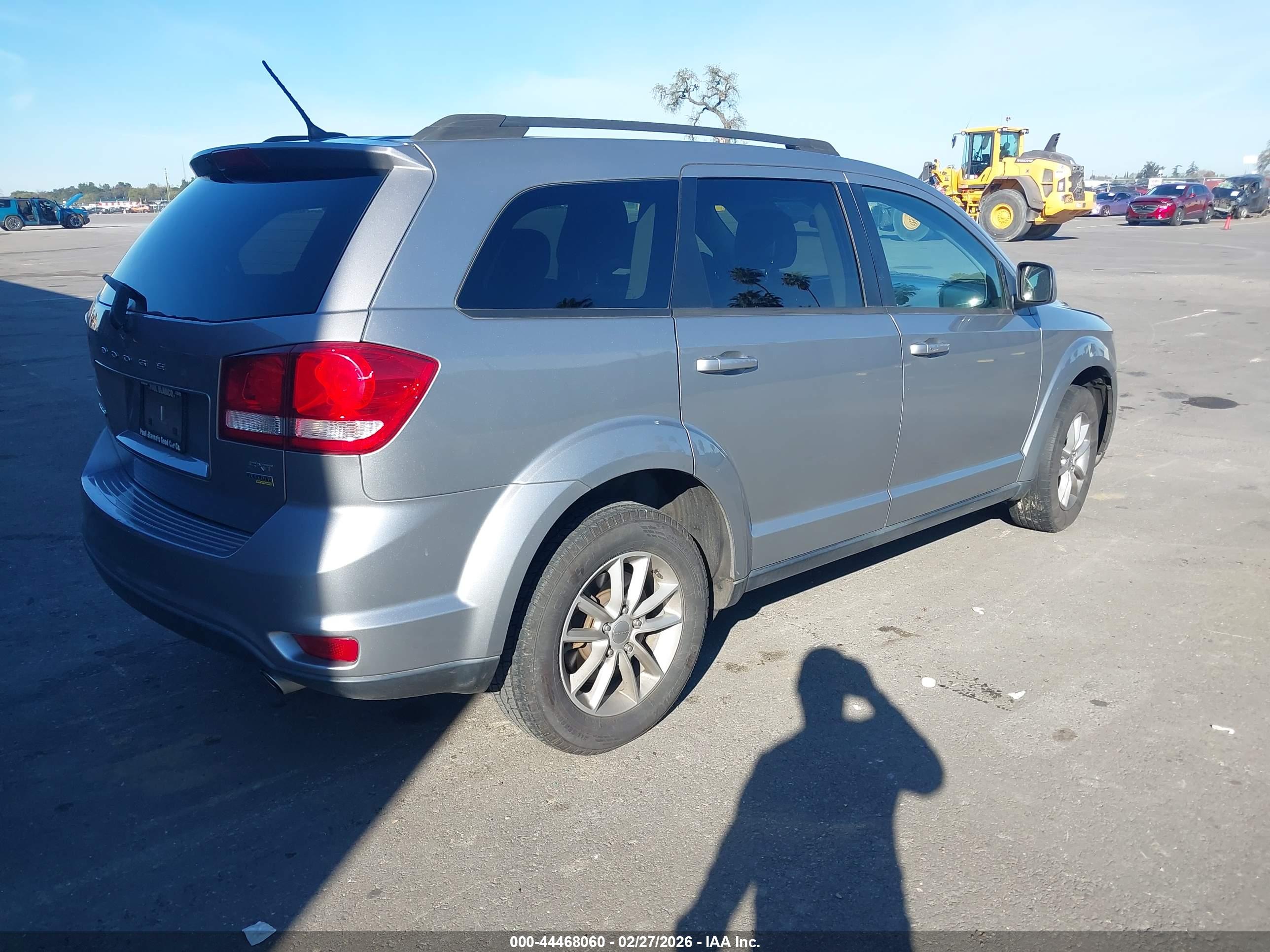 DODGE JOURNEY image 4