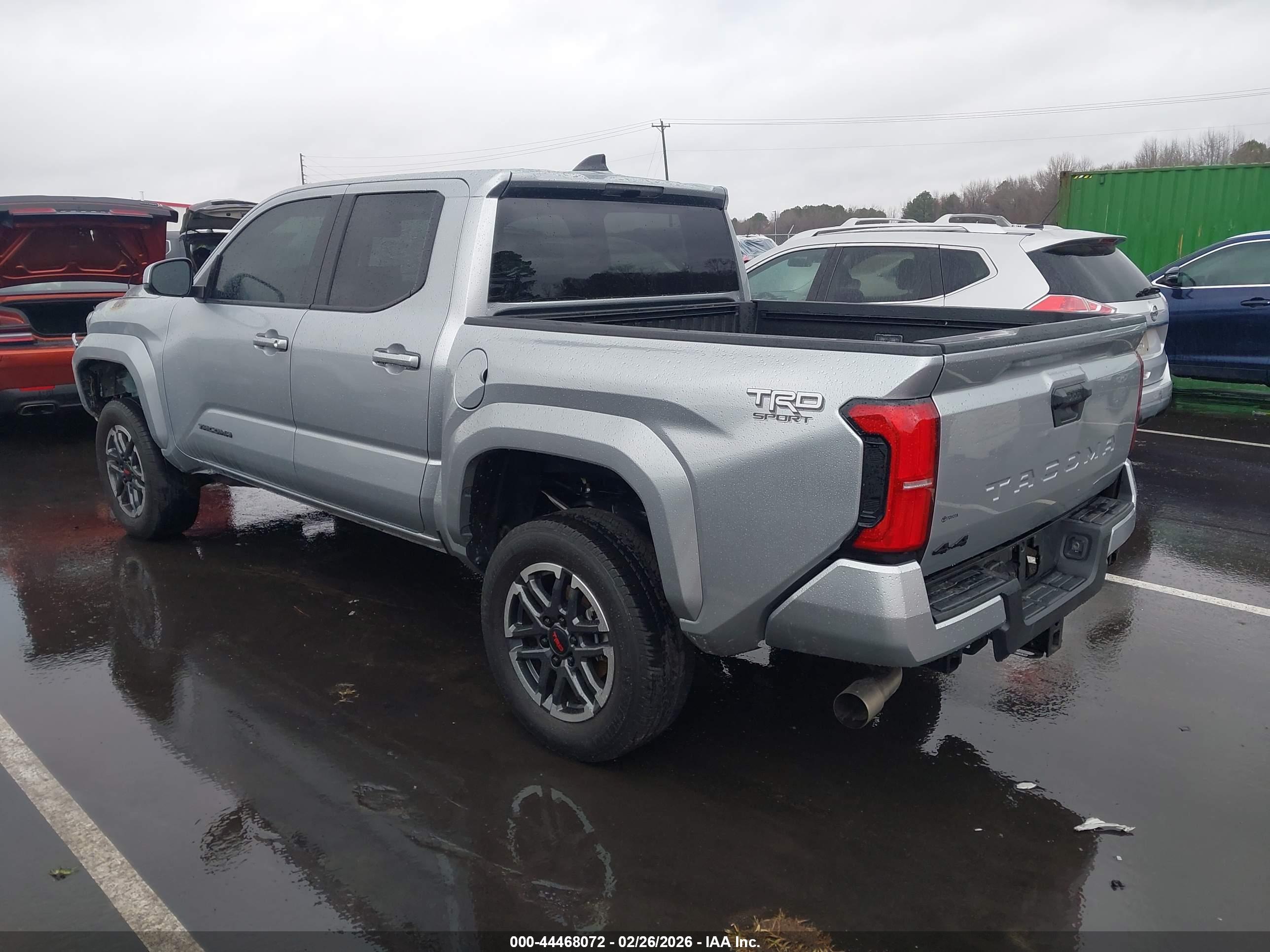 TOYOTA TACOMA image 3