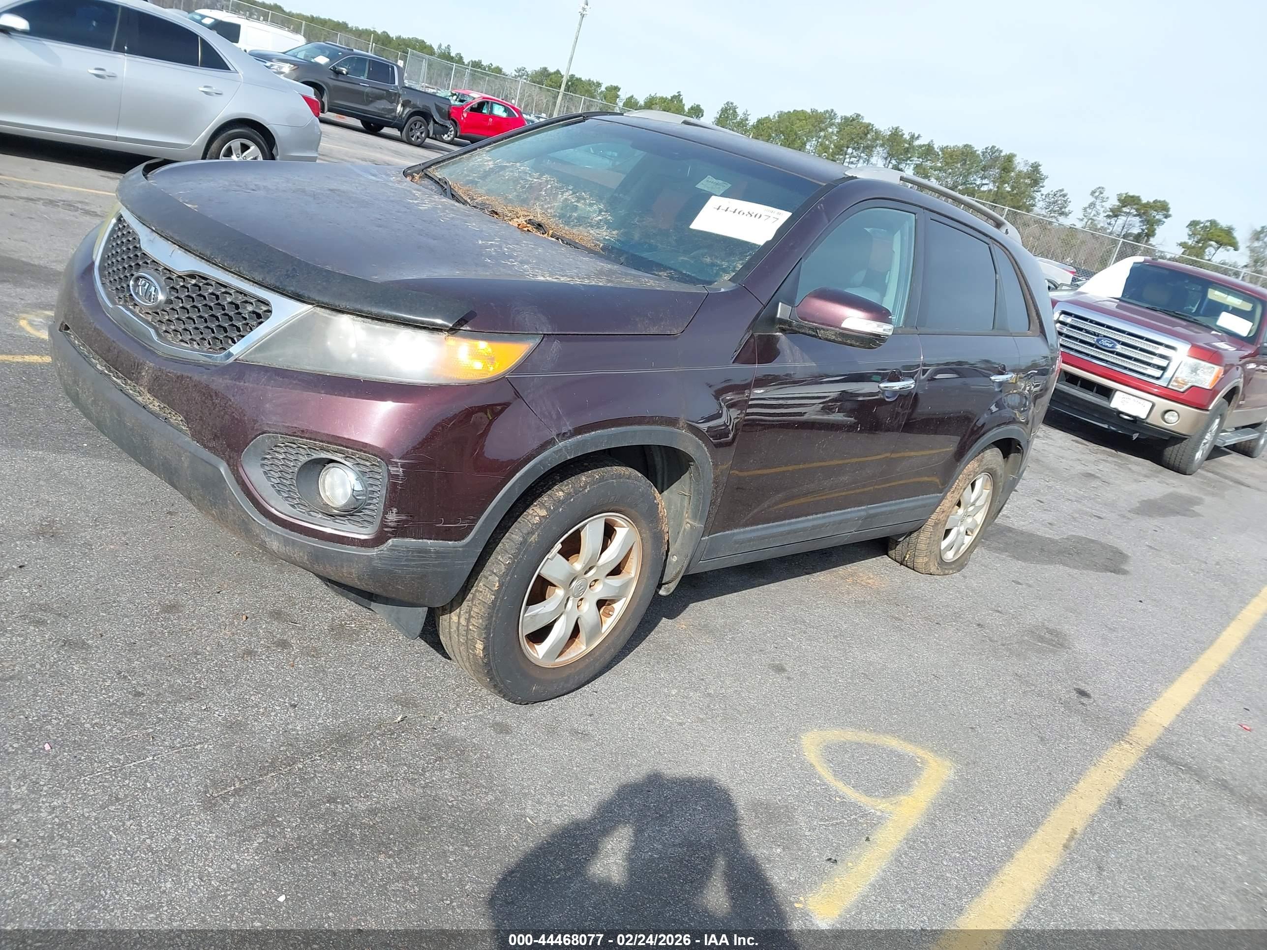 KIA SORENTO image 2