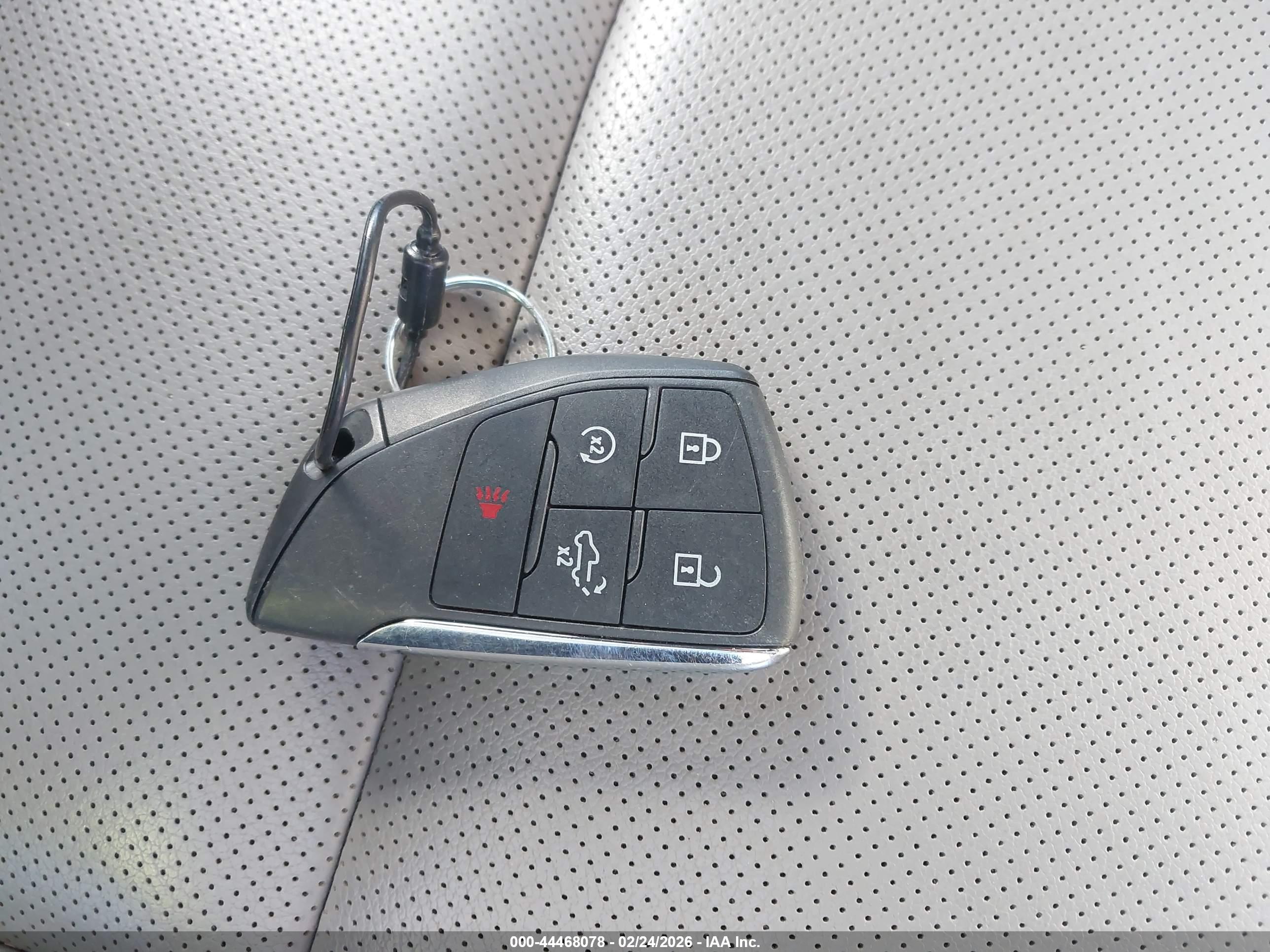 GMC SIERRA image 11