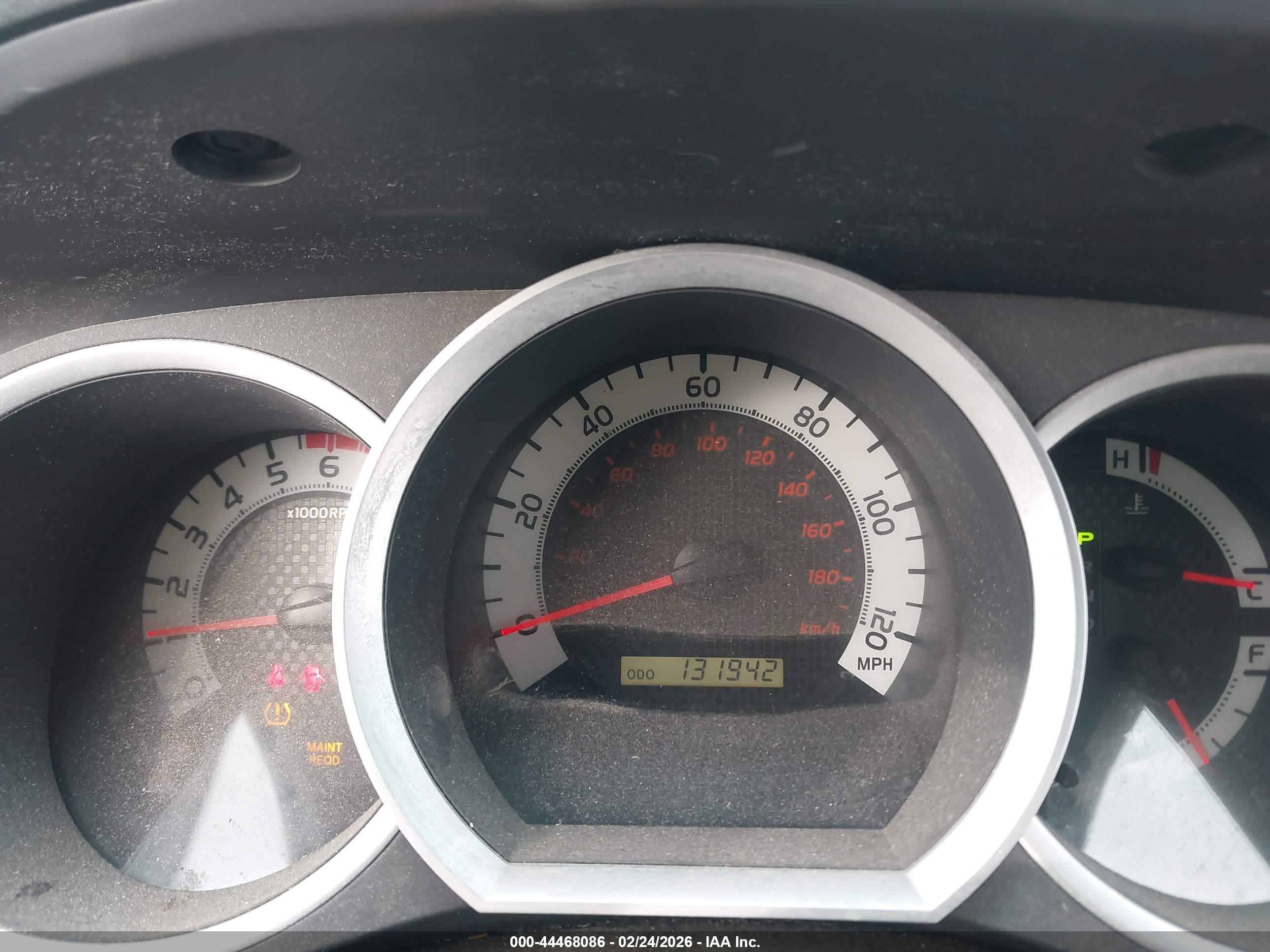 TOYOTA TACOMA image 7