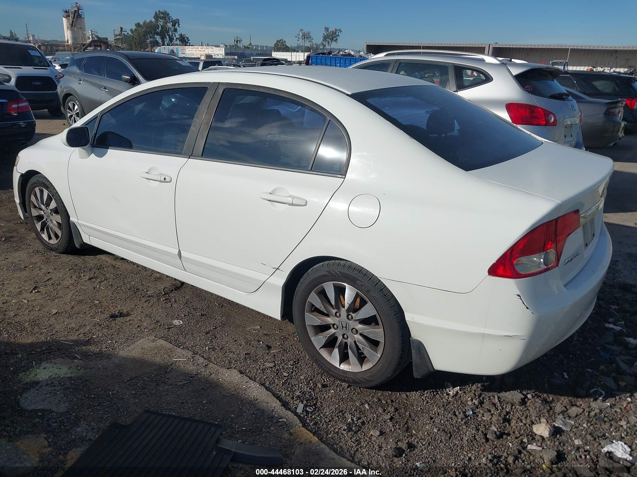 HONDA CIVIC image 3
