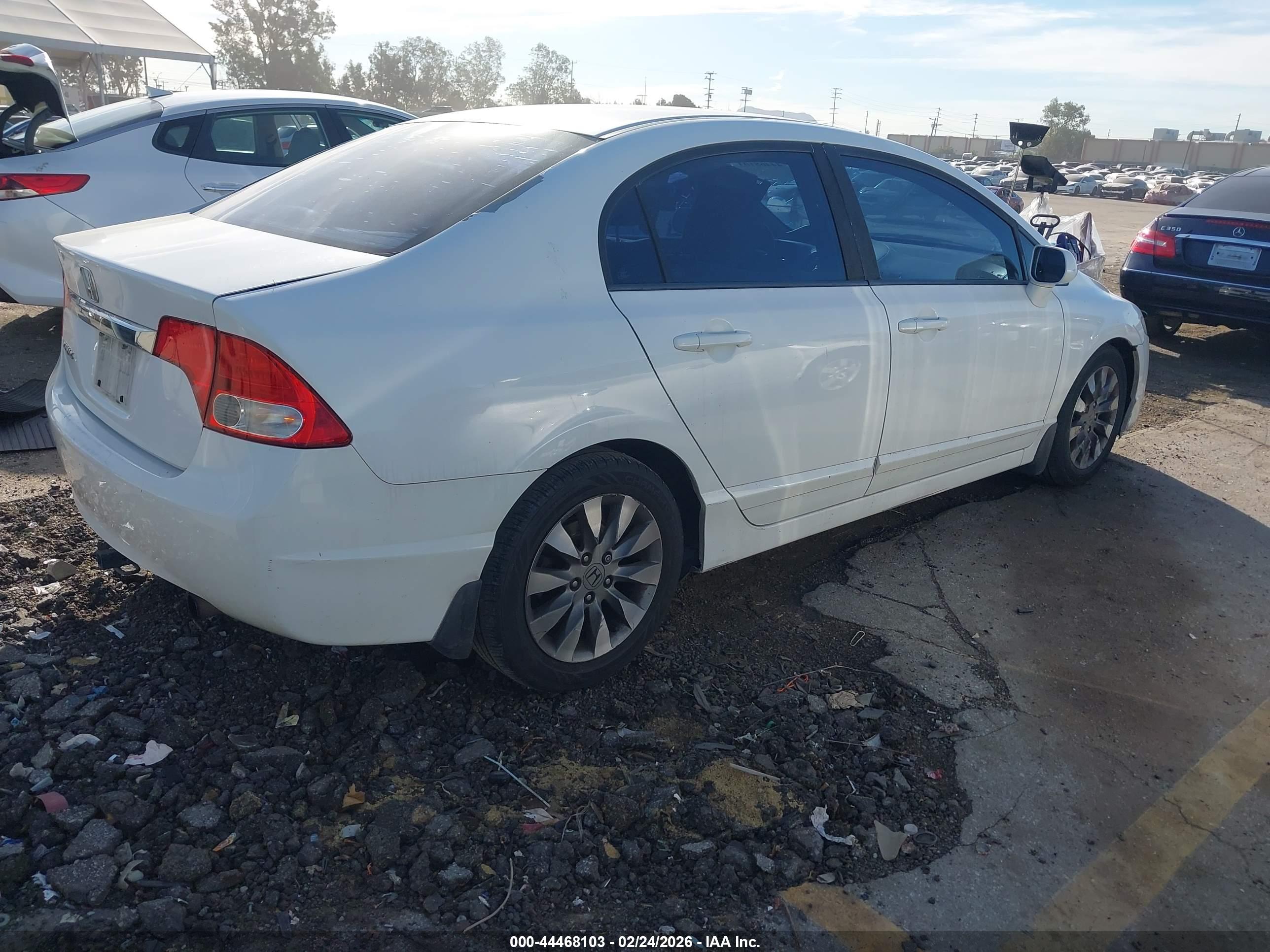 HONDA CIVIC image 4