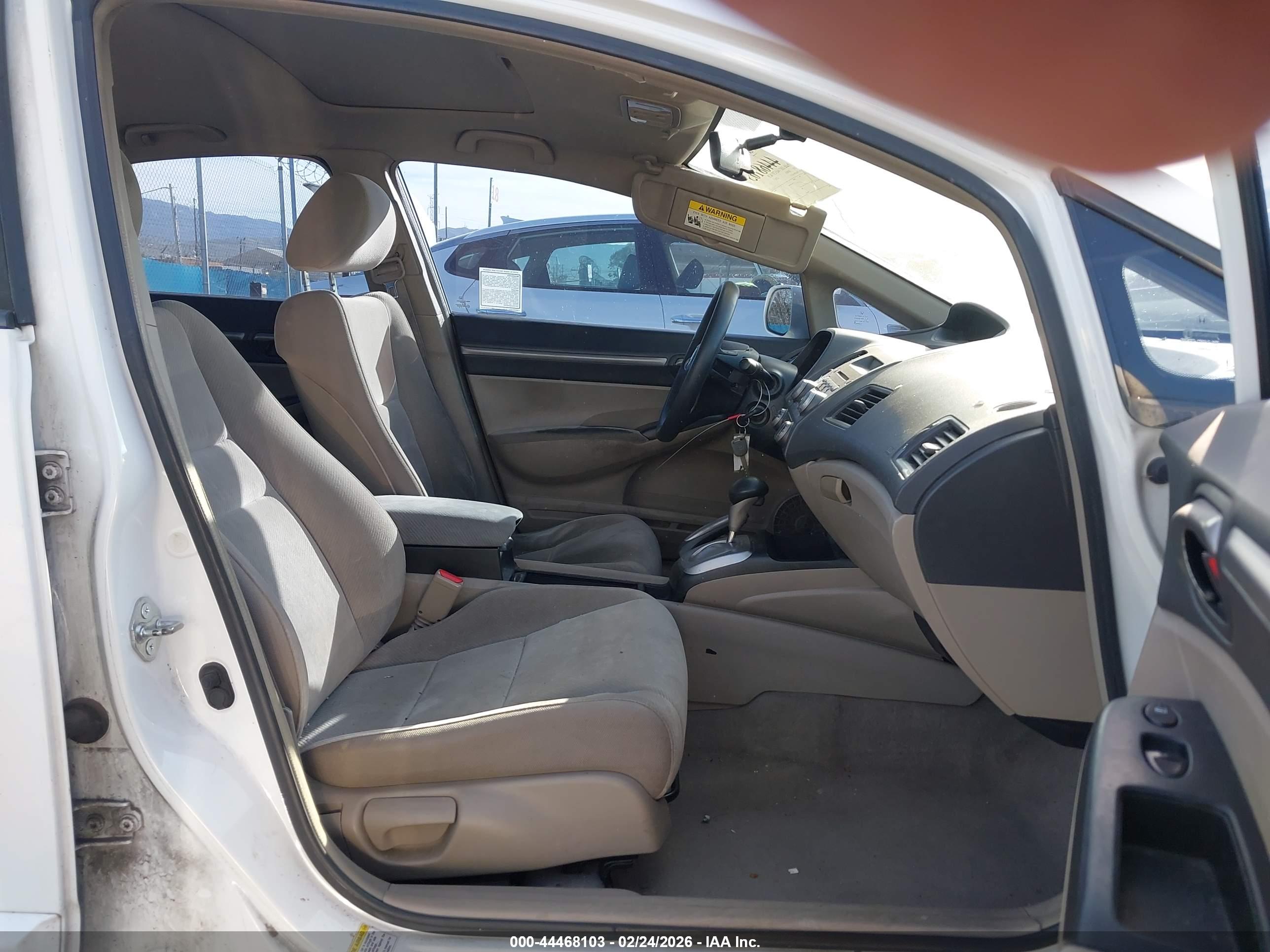 HONDA CIVIC image 5