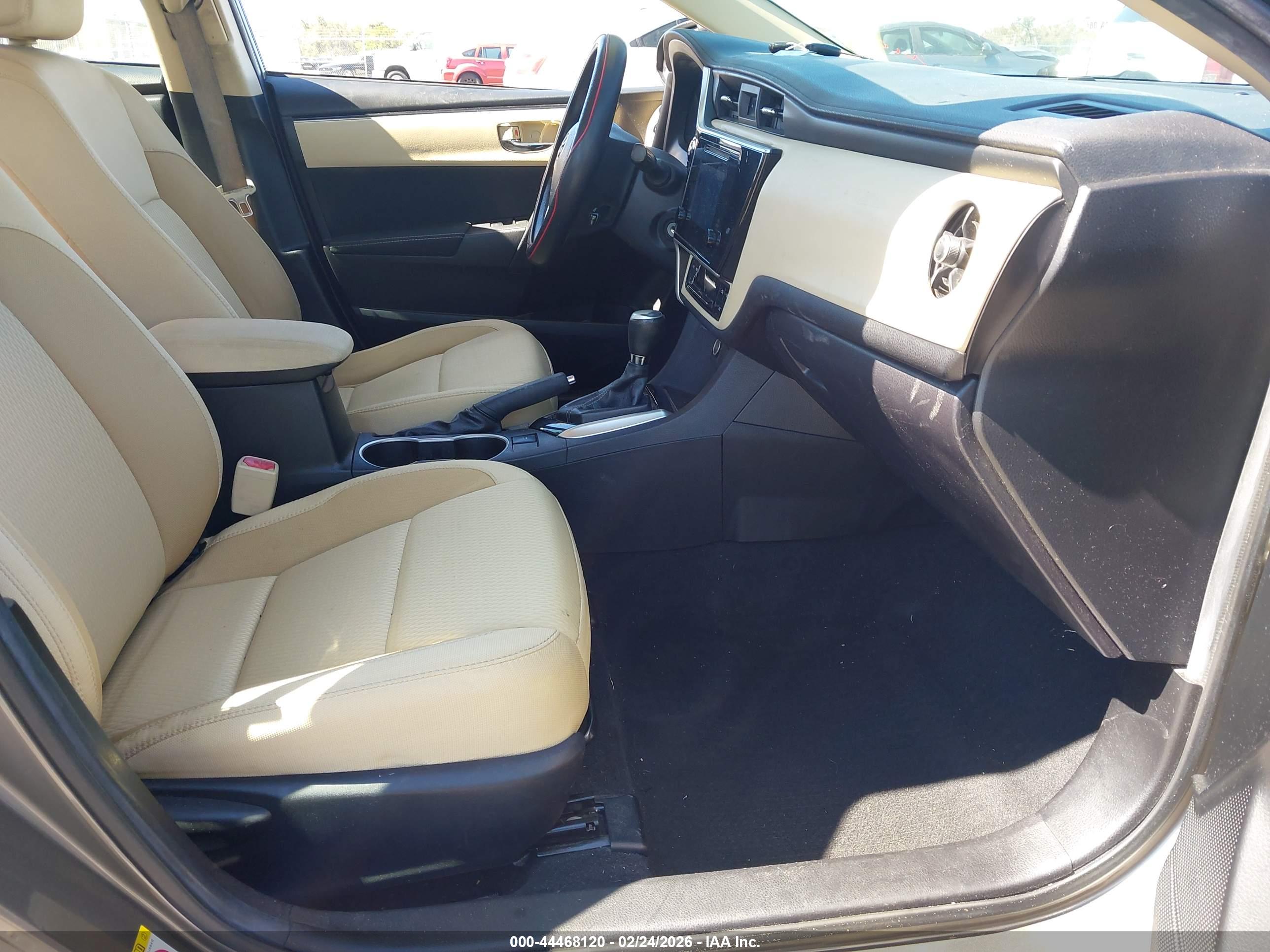 TOYOTA COROLLA image 5