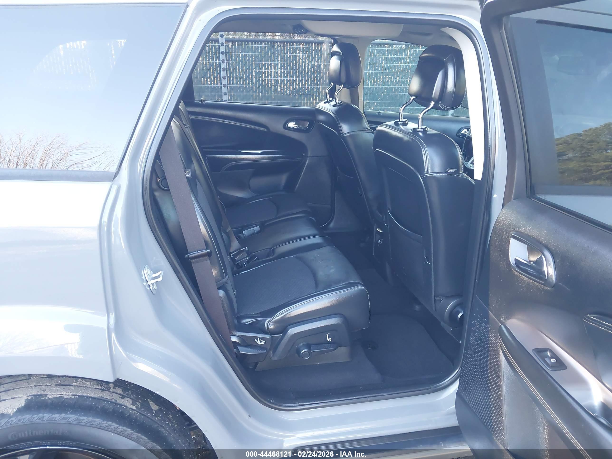 DODGE JOURNEY image 8
