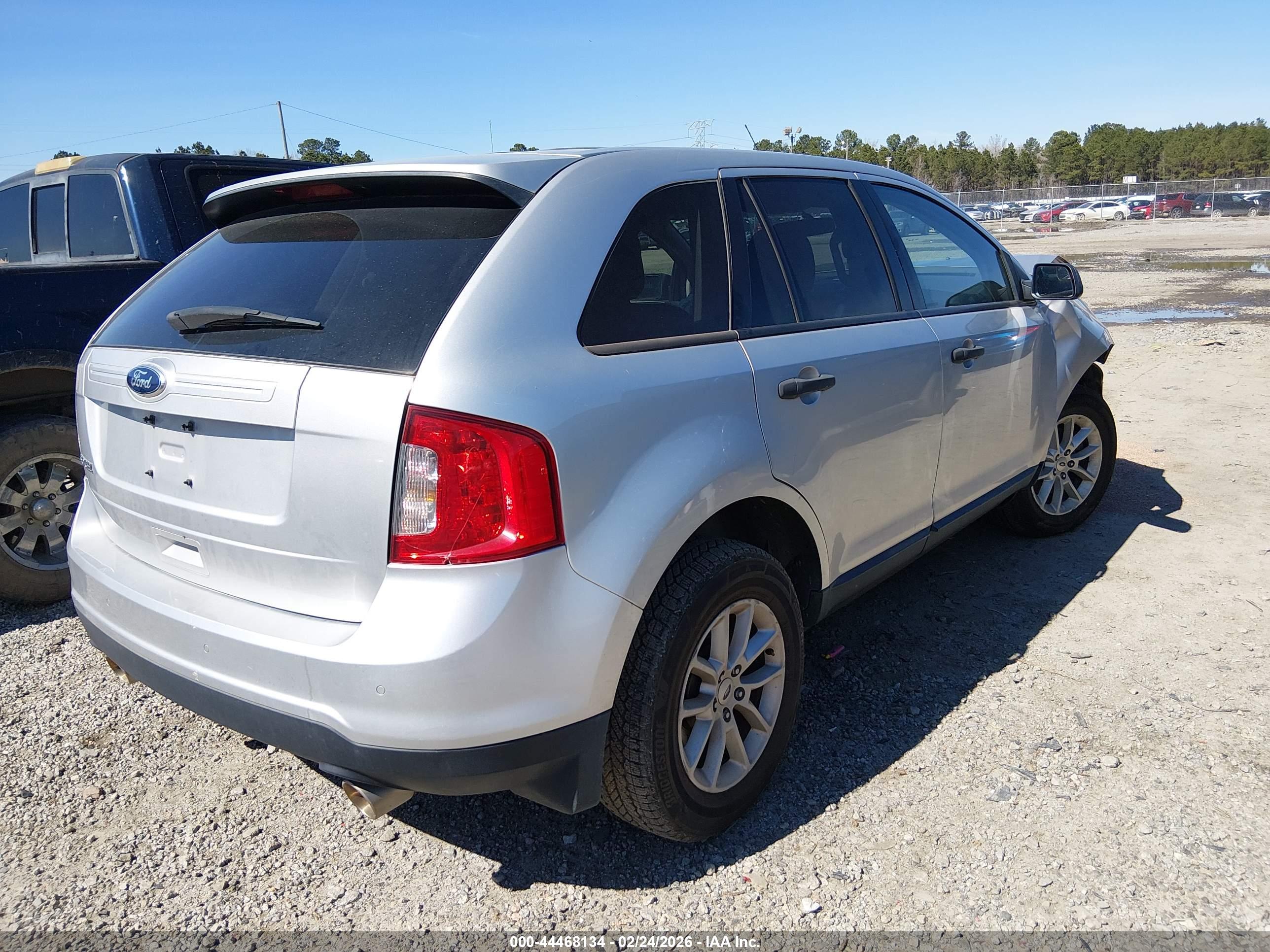 FORD EDGE image 4
