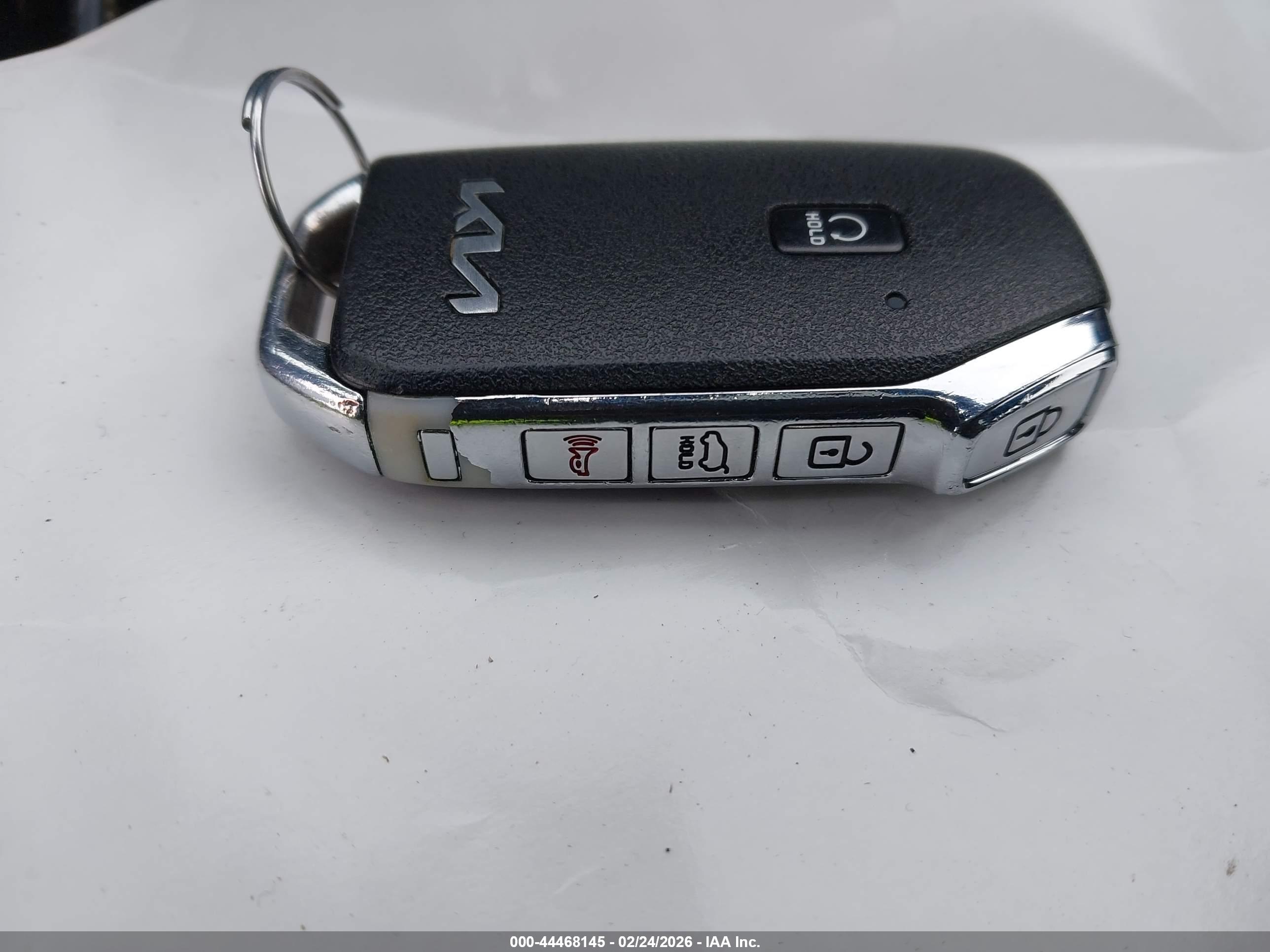 KIA SPORTAGE image 11