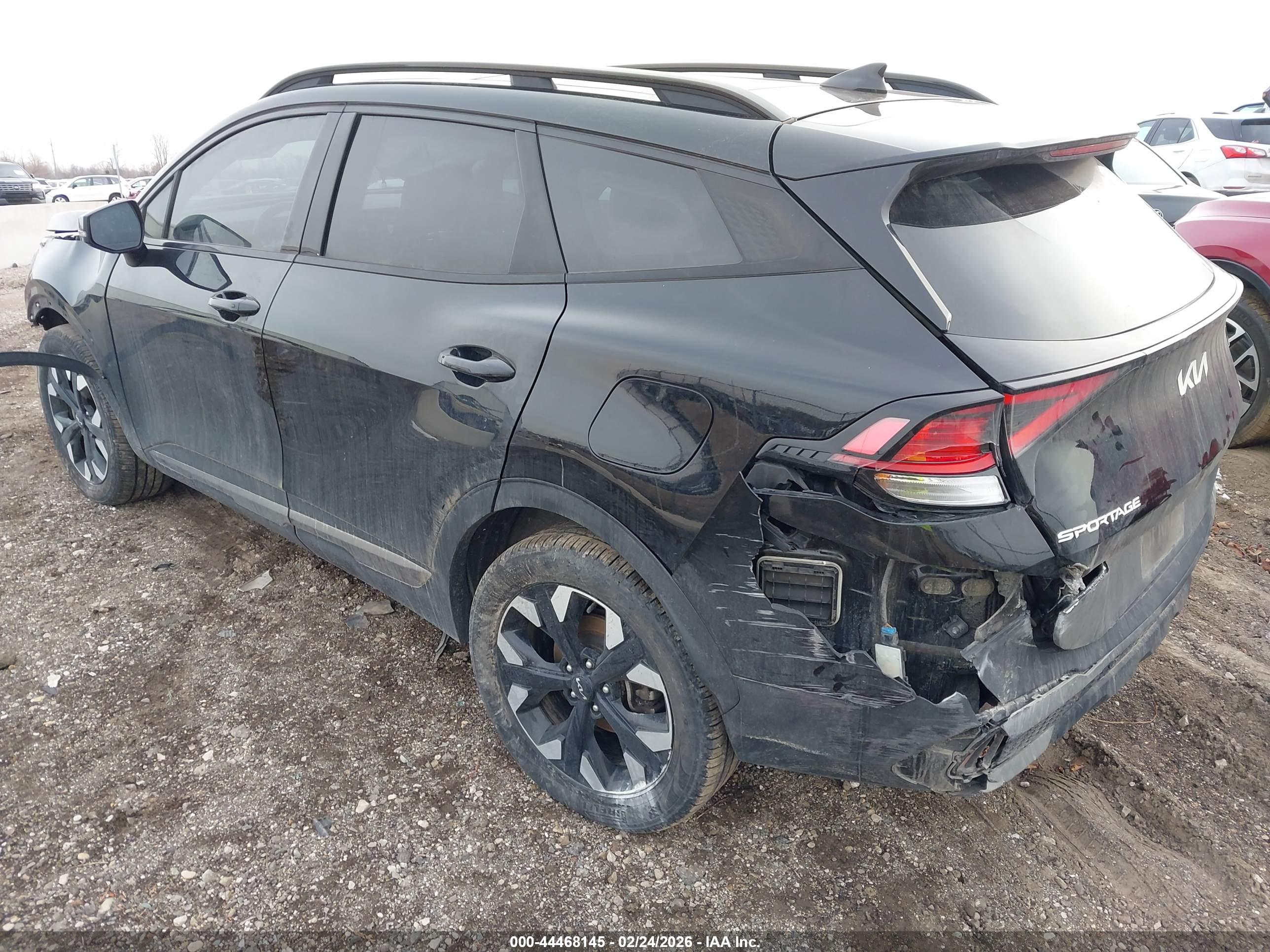 KIA SPORTAGE image 3