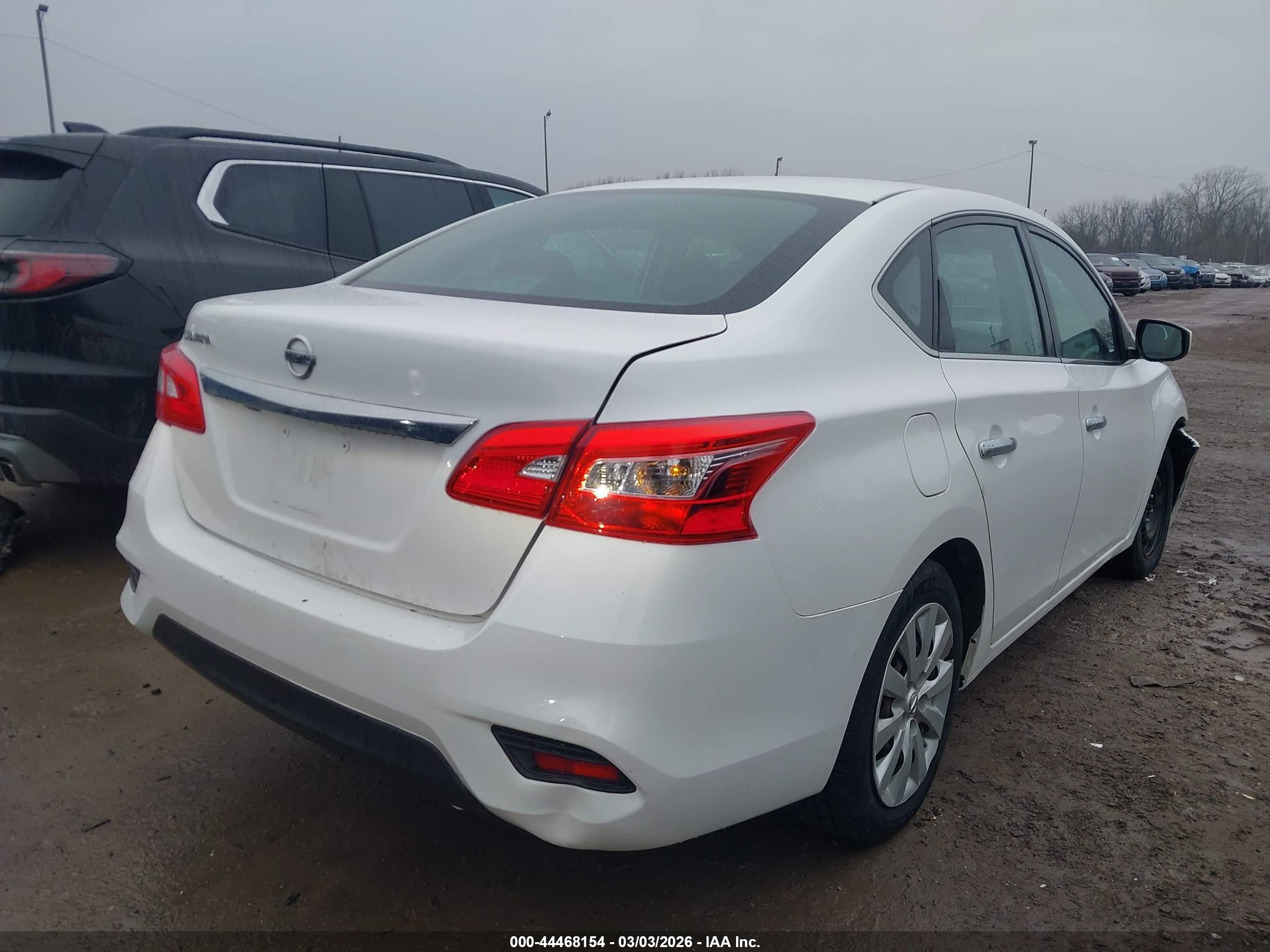 NISSAN SENTRA image 4