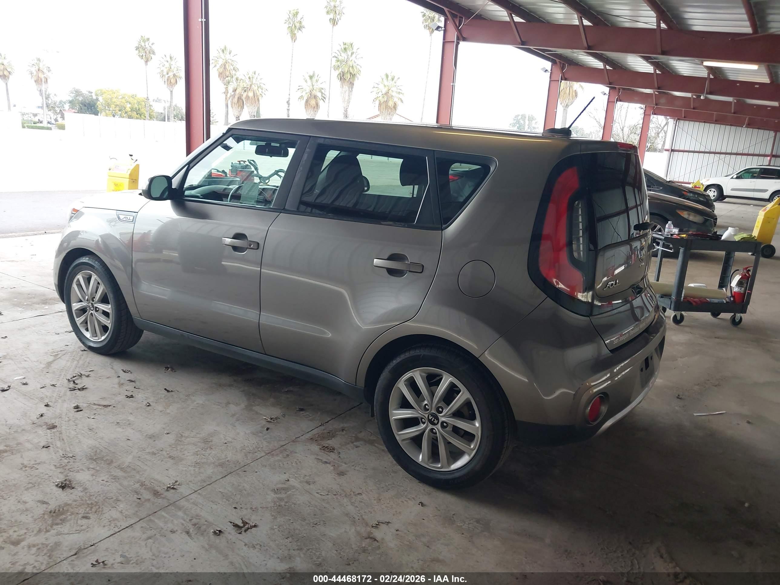 KIA SOUL image 3