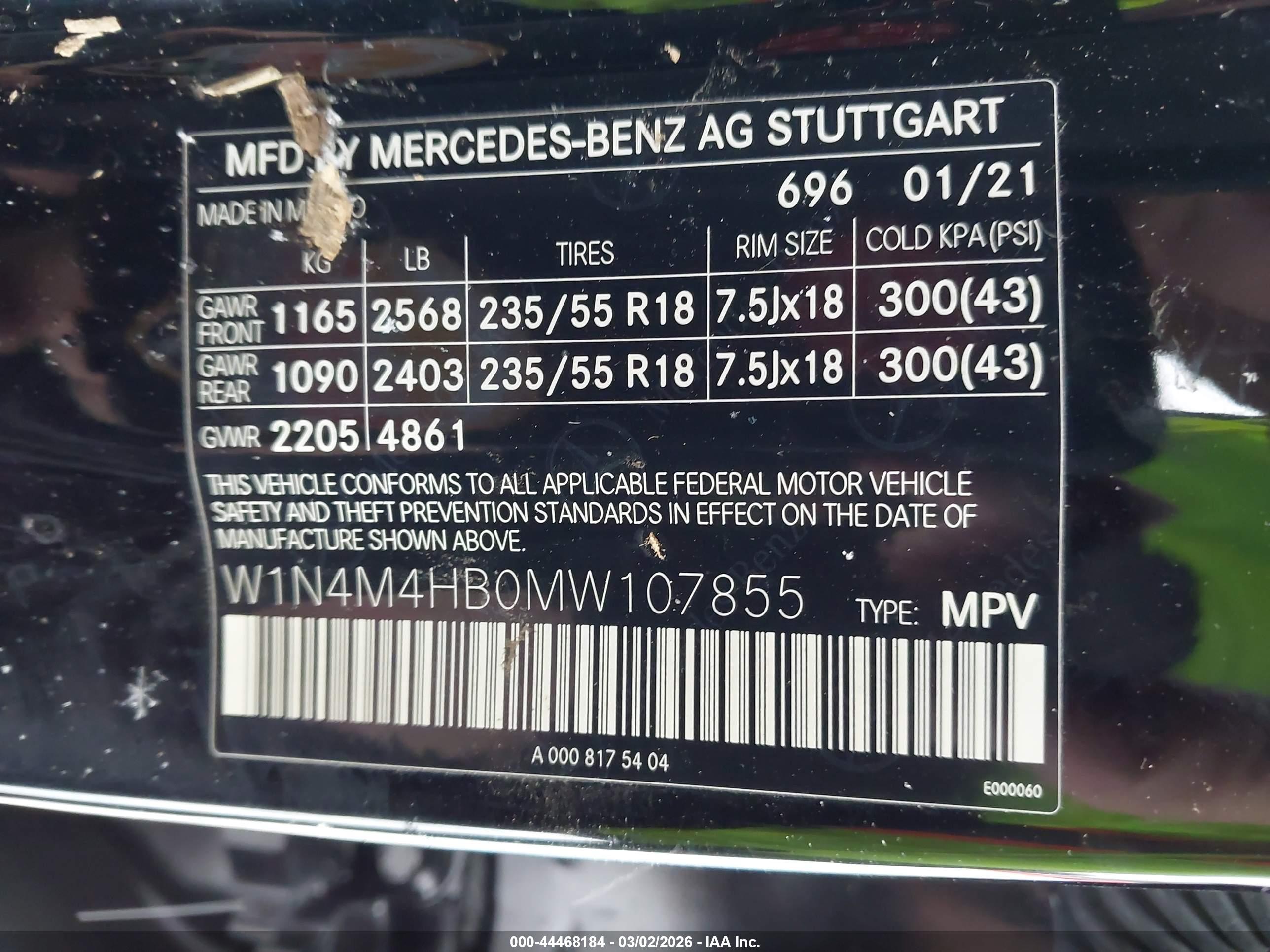 MERCEDES-BENZ GLB image 9