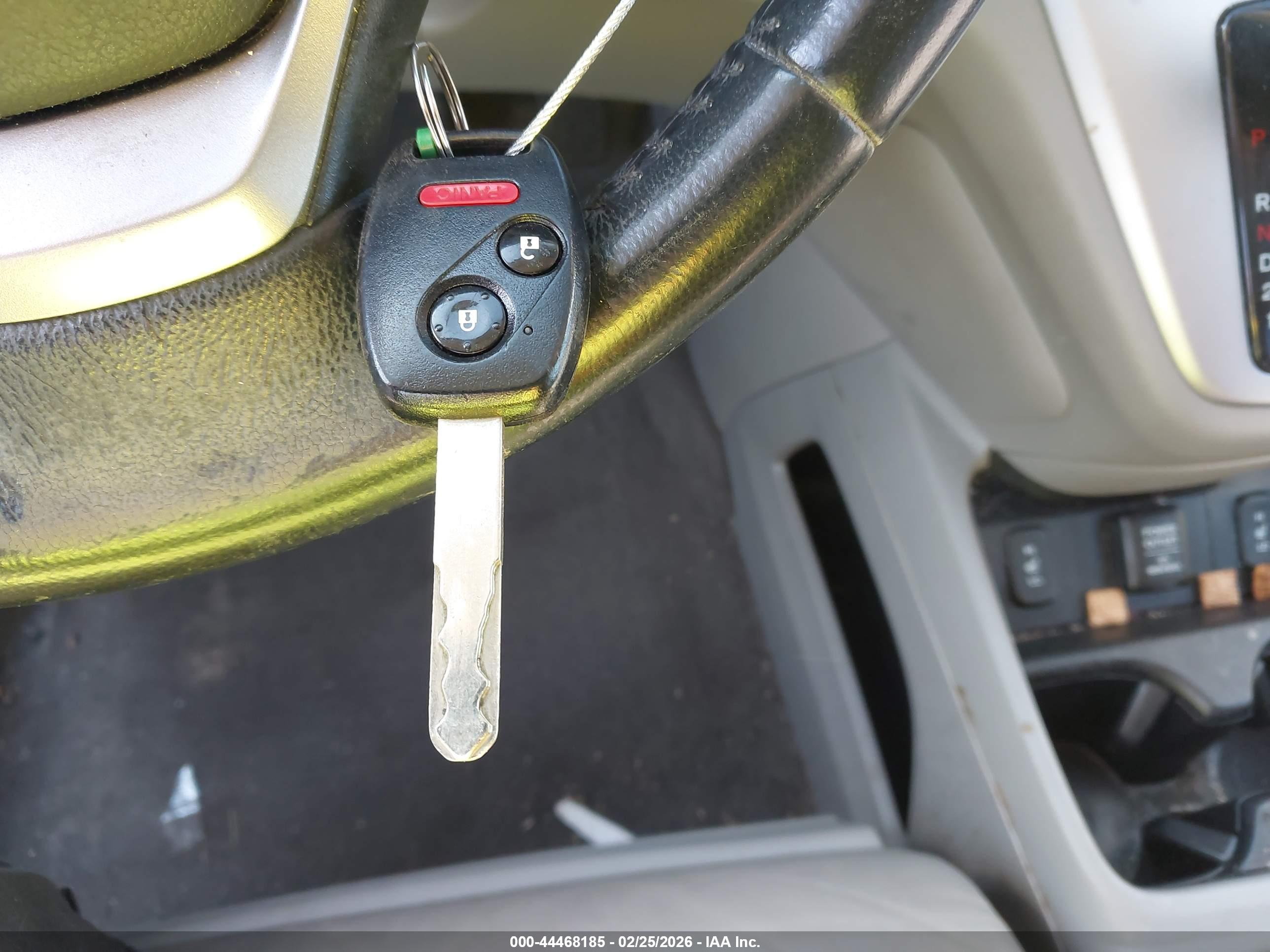 HONDA CR-V image 11