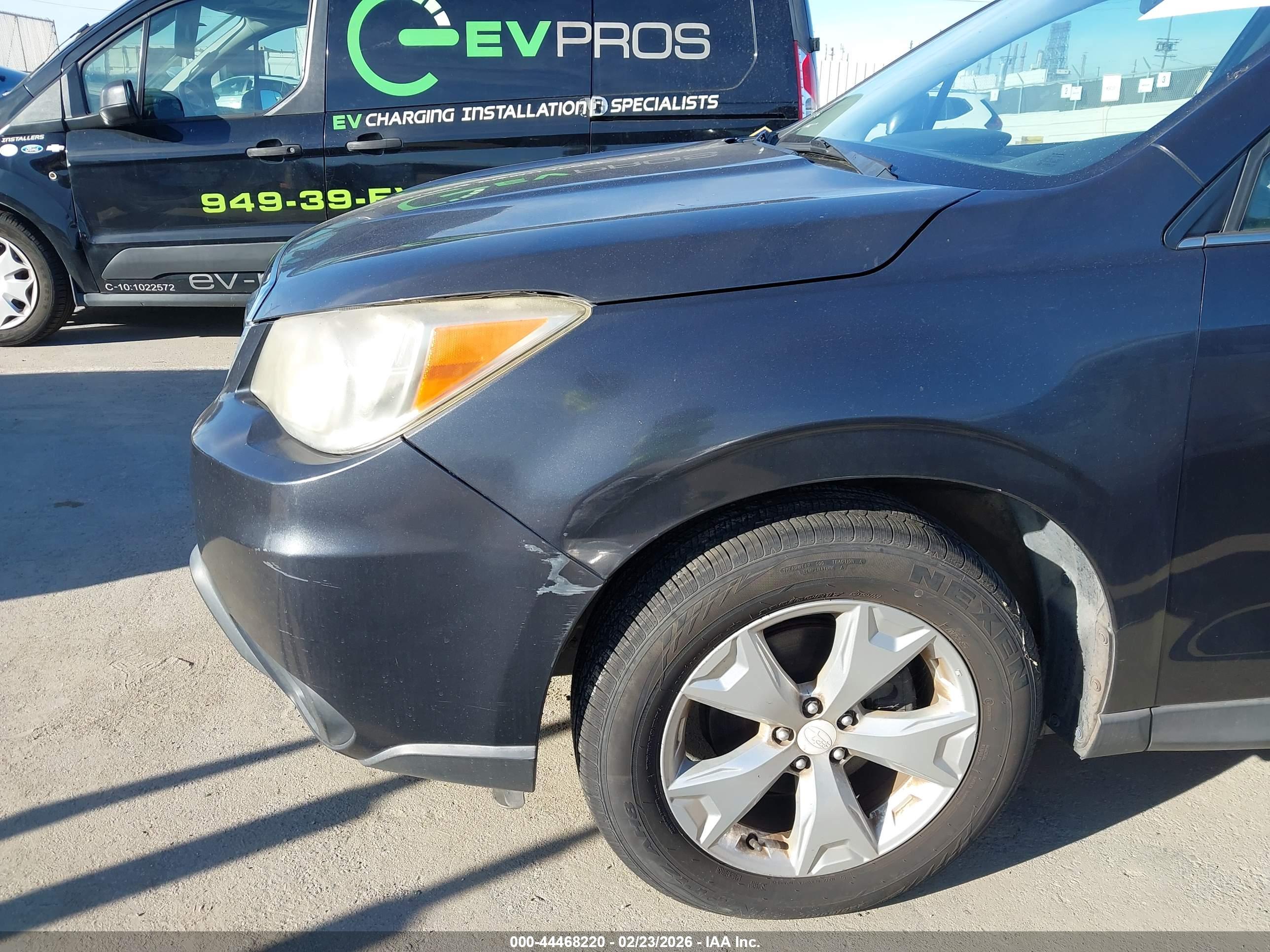 SUBARU FORESTER image 6