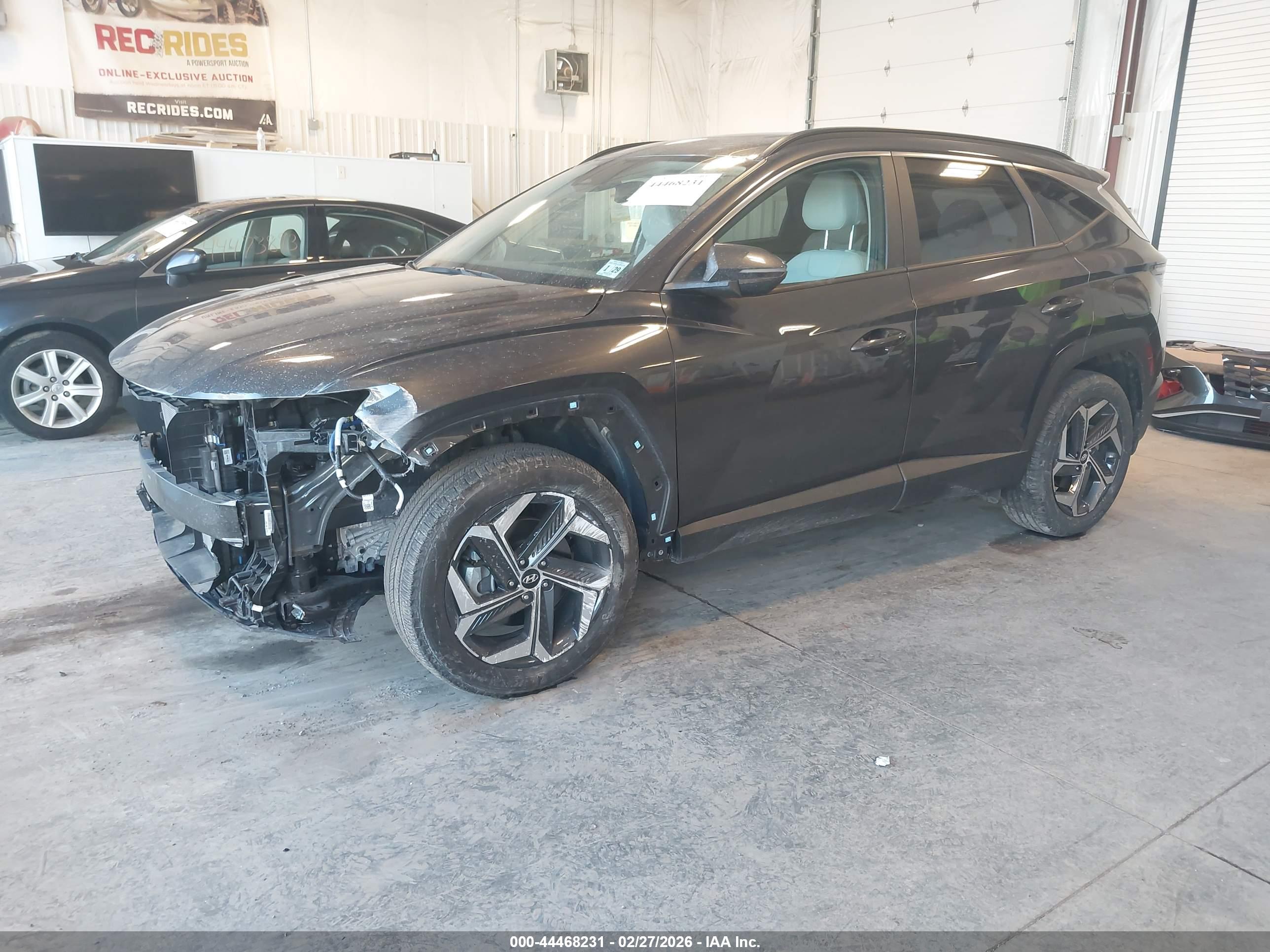 HYUNDAI TUCSON image 2
