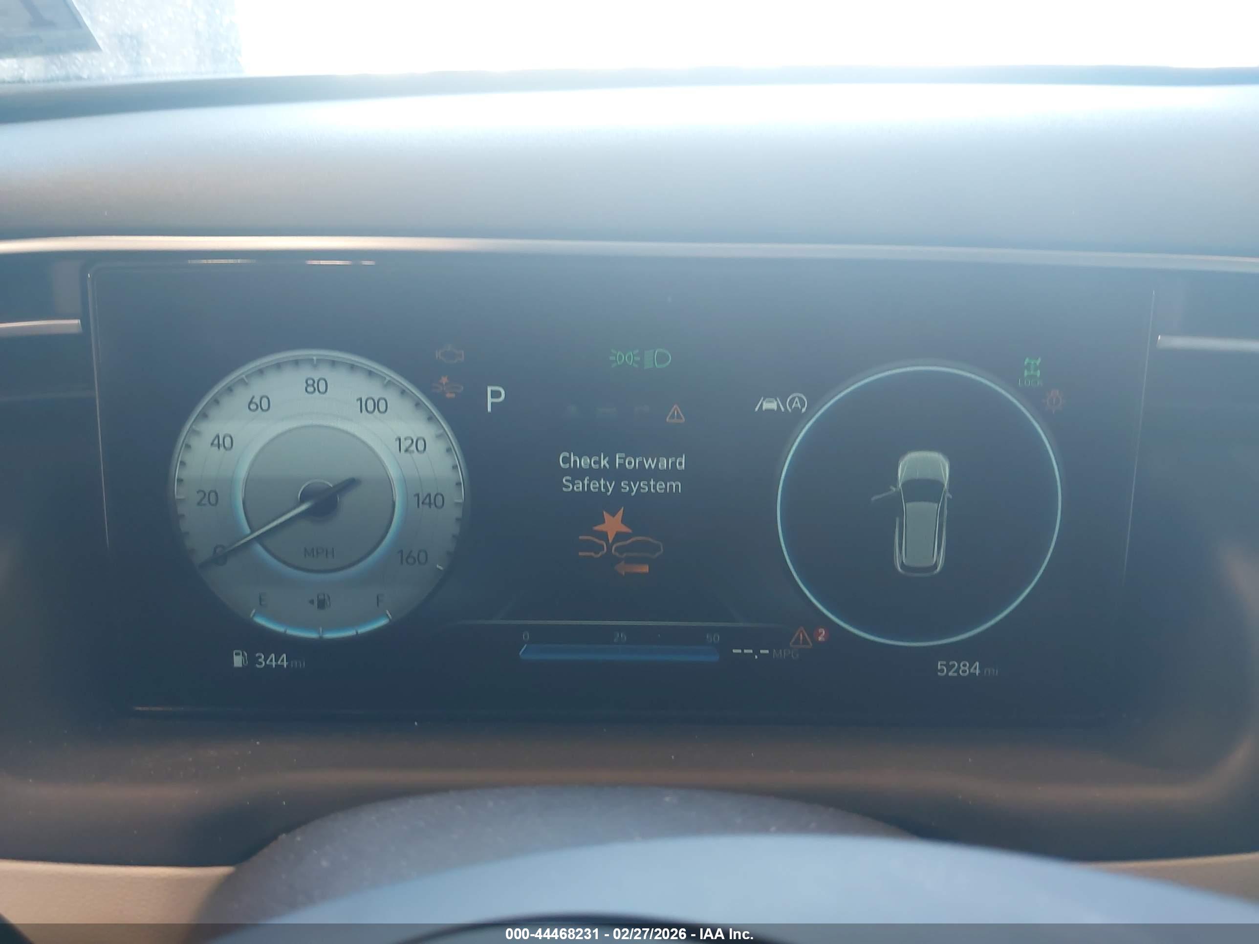 HYUNDAI TUCSON image 7