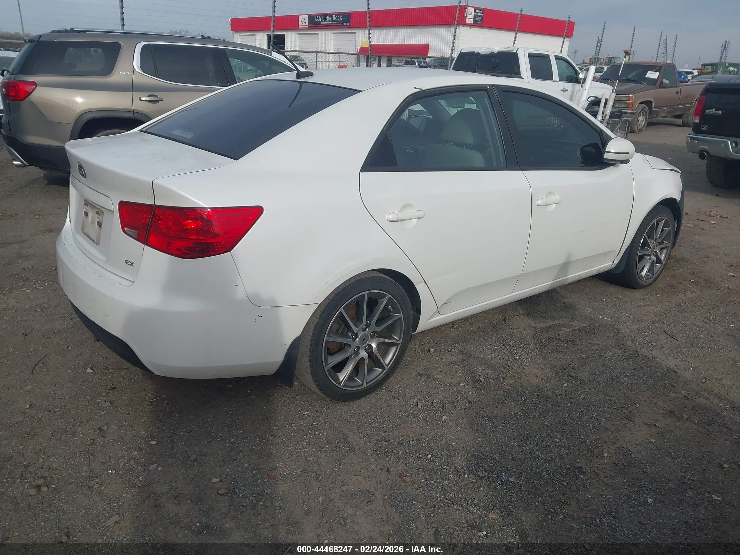 KIA FORTE image 4