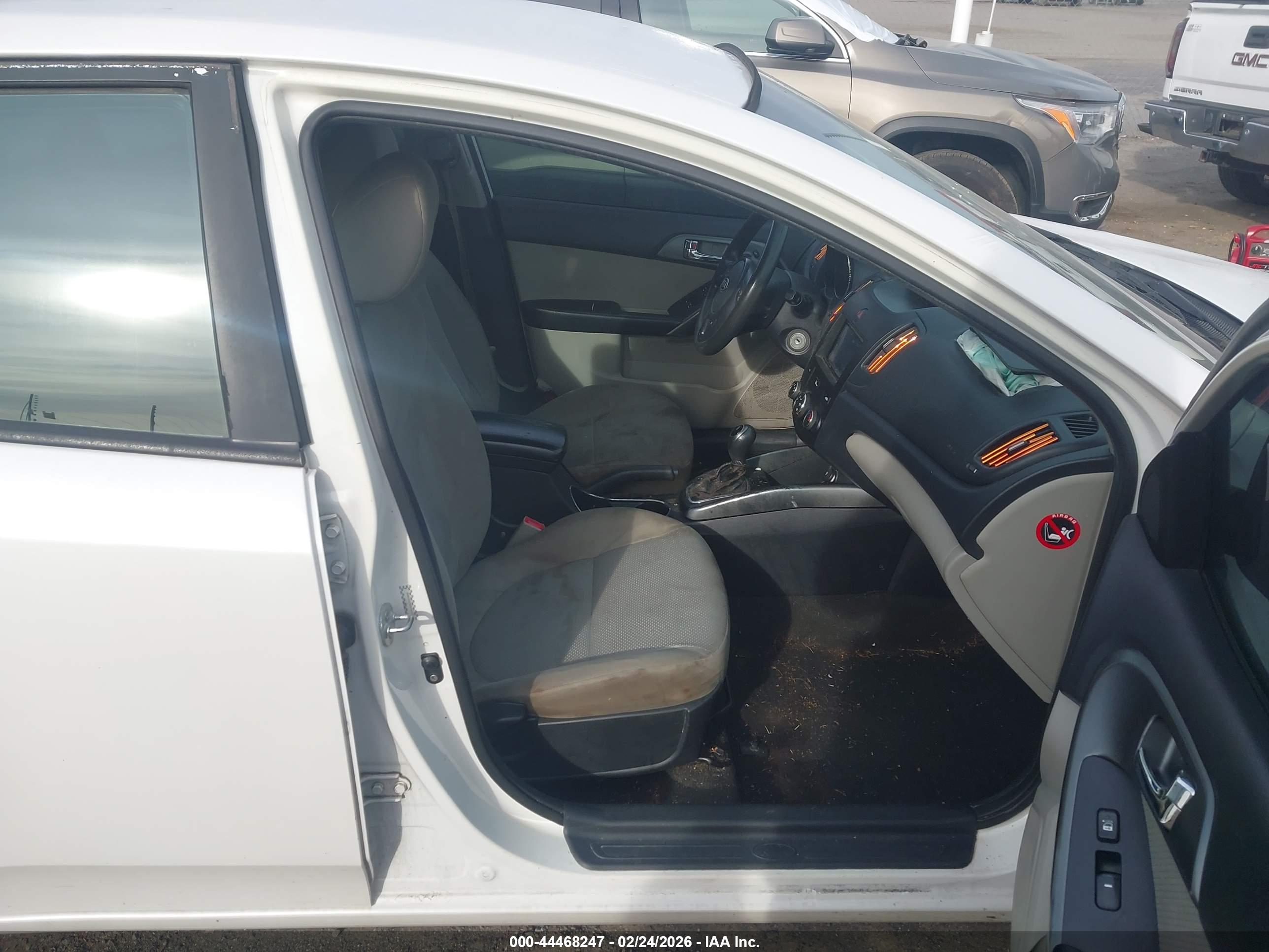 KIA FORTE image 5