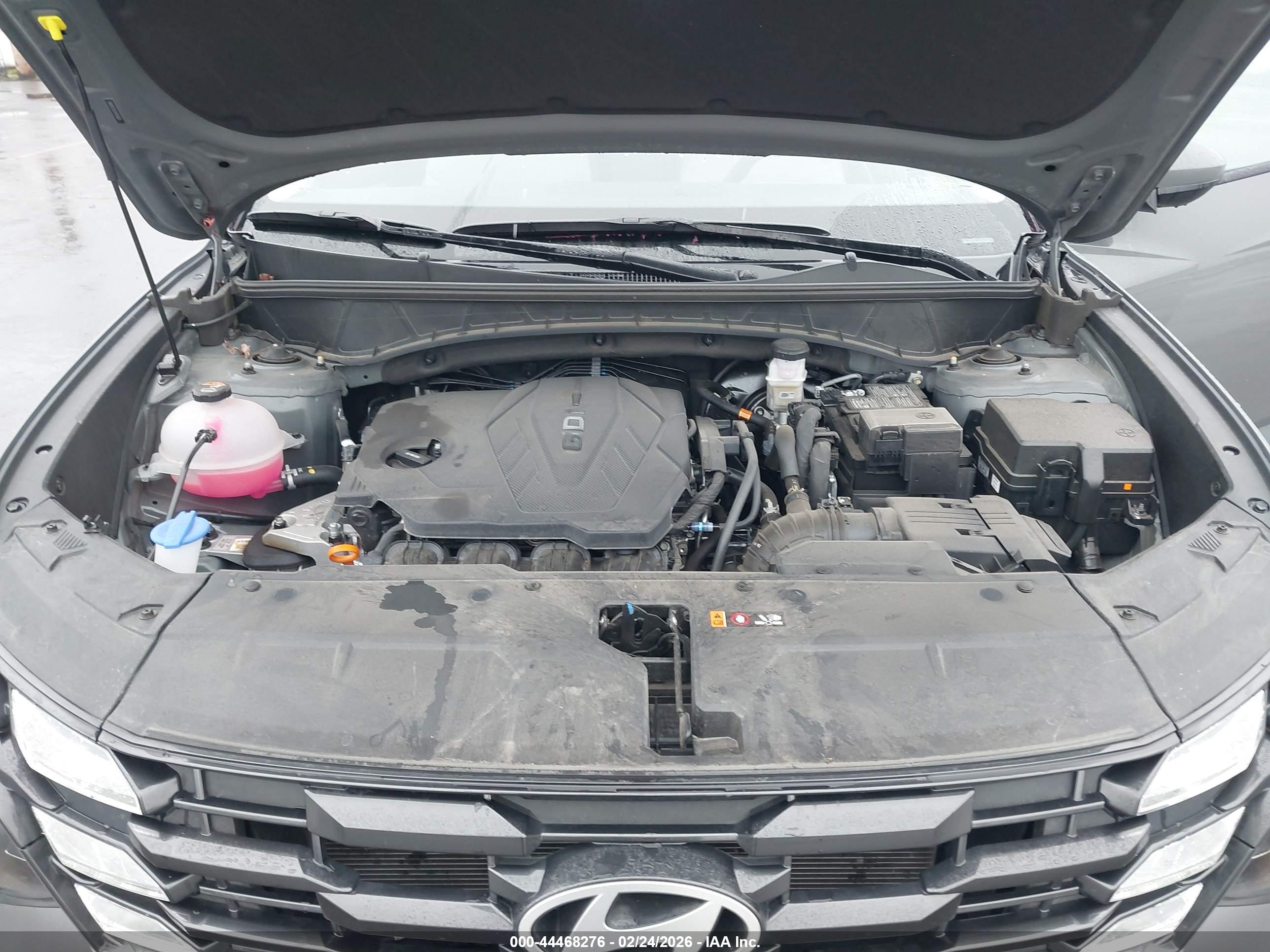 HYUNDAI TUCSON image 10