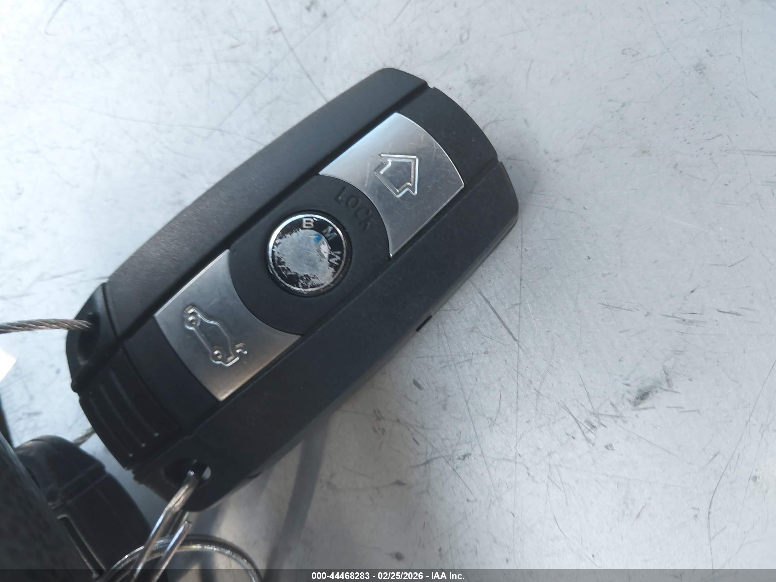 BMW 328I image 11