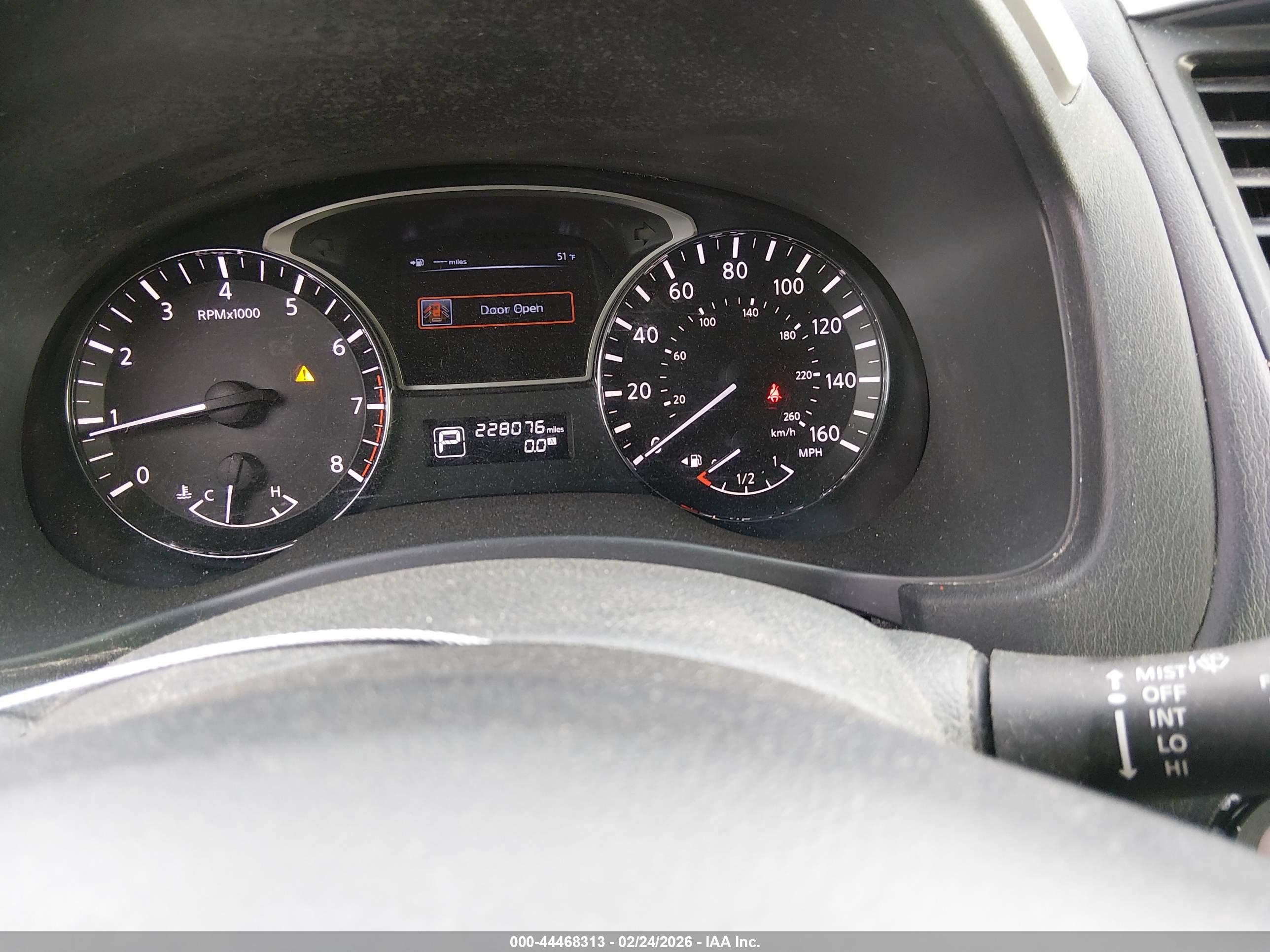 NISSAN PATHFINDER image 7