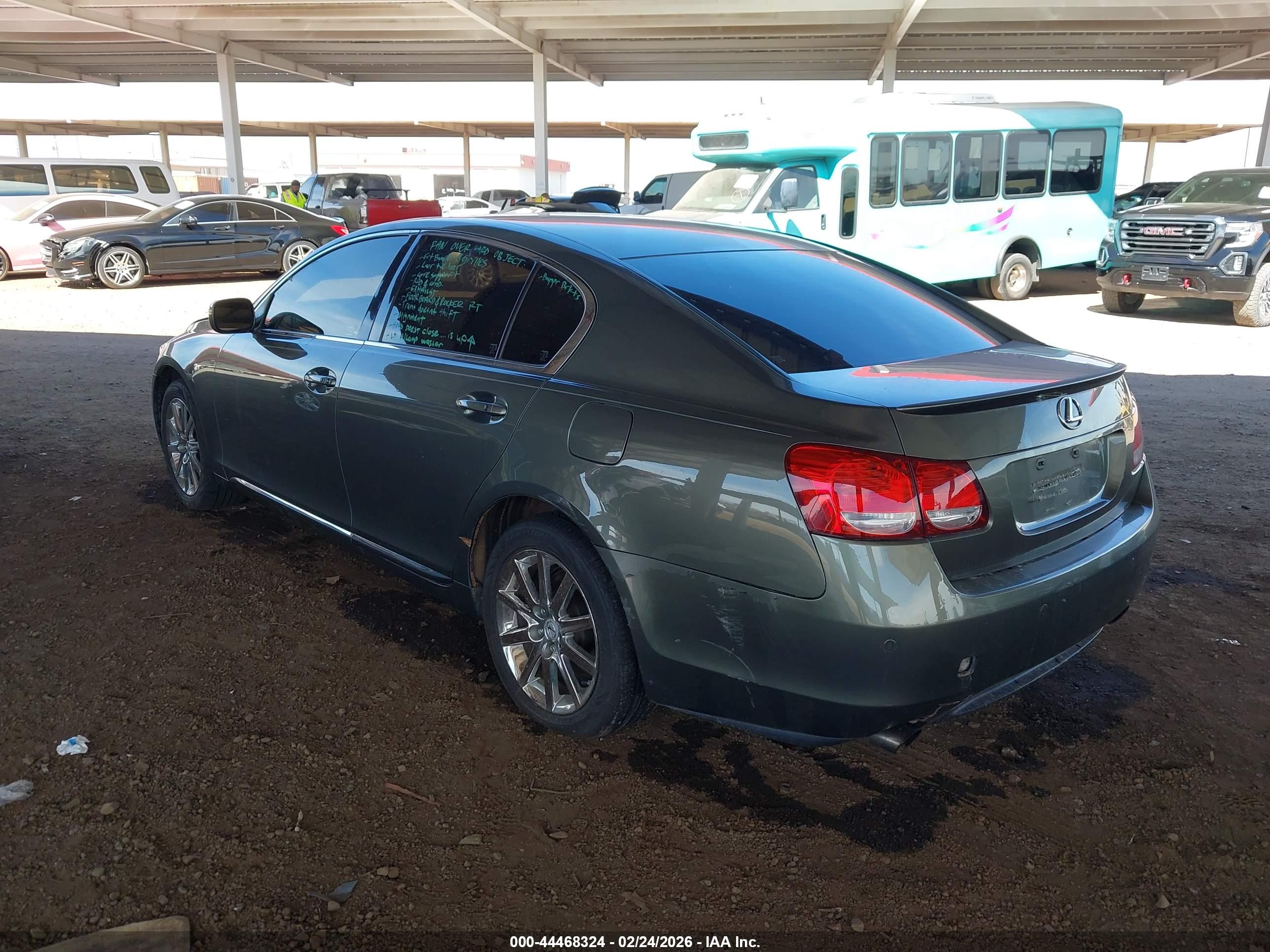 LEXUS GS image 3