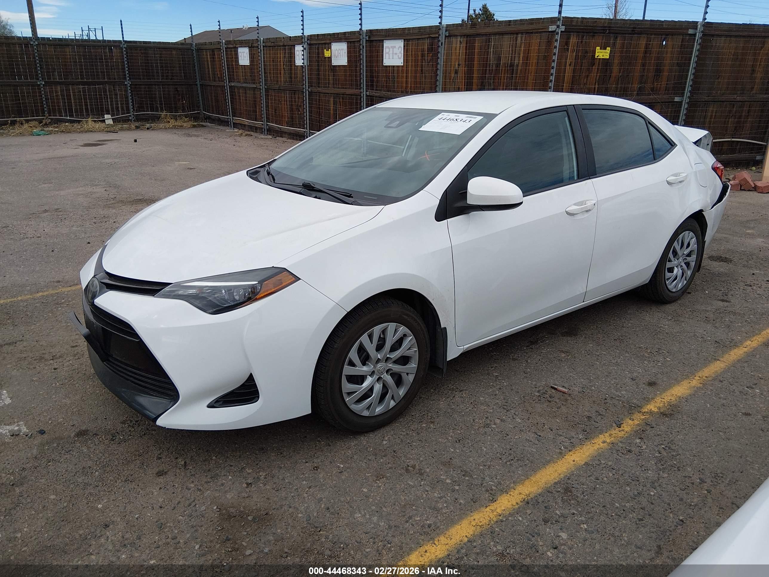 TOYOTA COROLLA image 2