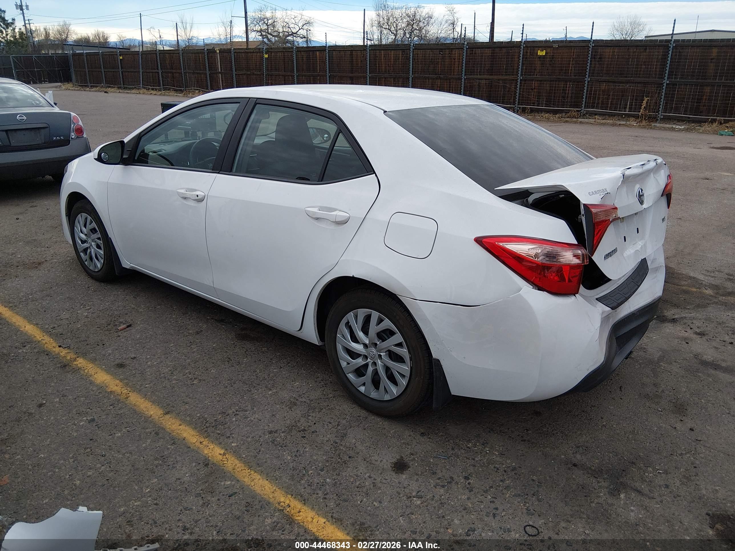 TOYOTA COROLLA image 3