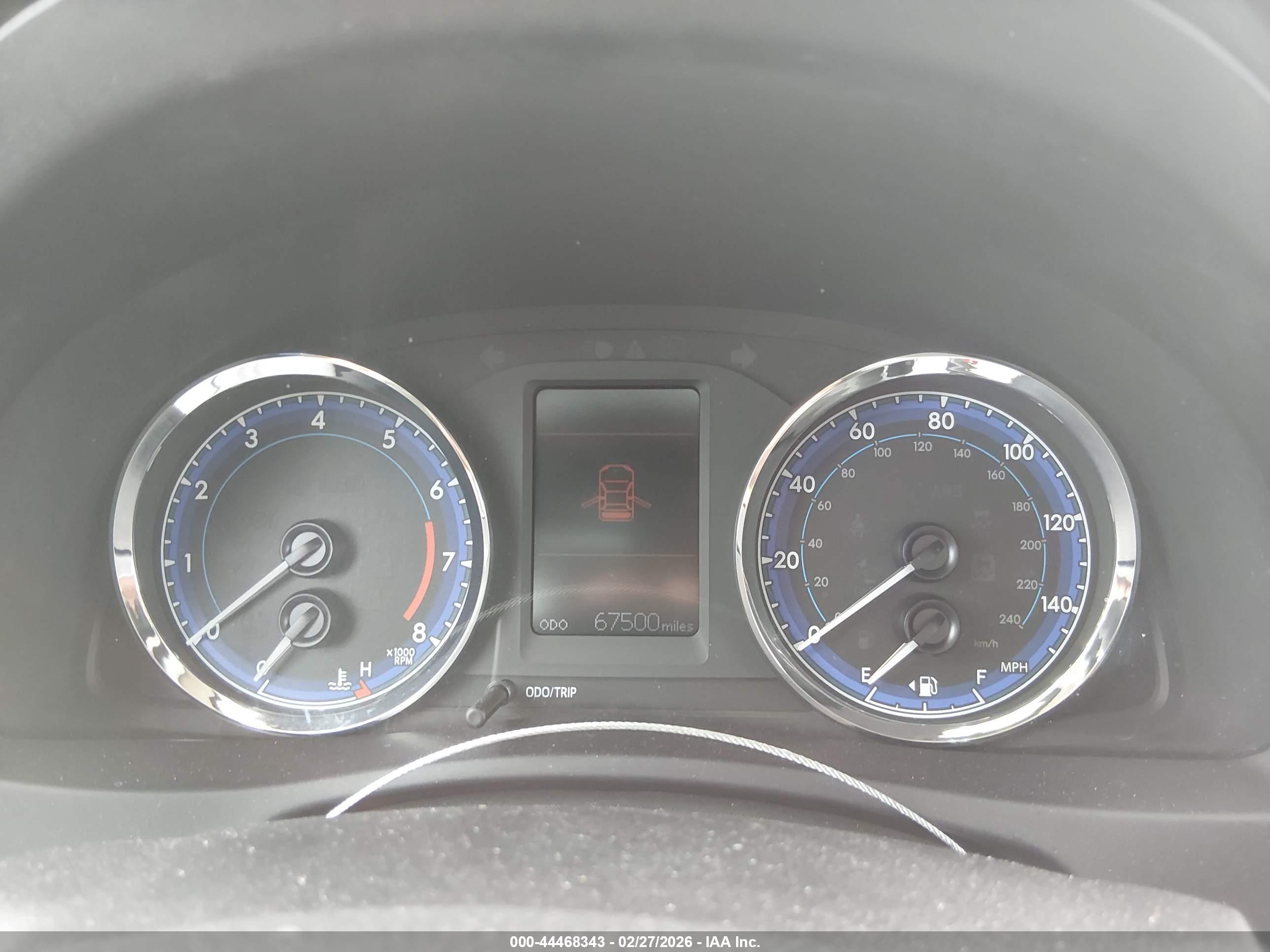 TOYOTA COROLLA image 7