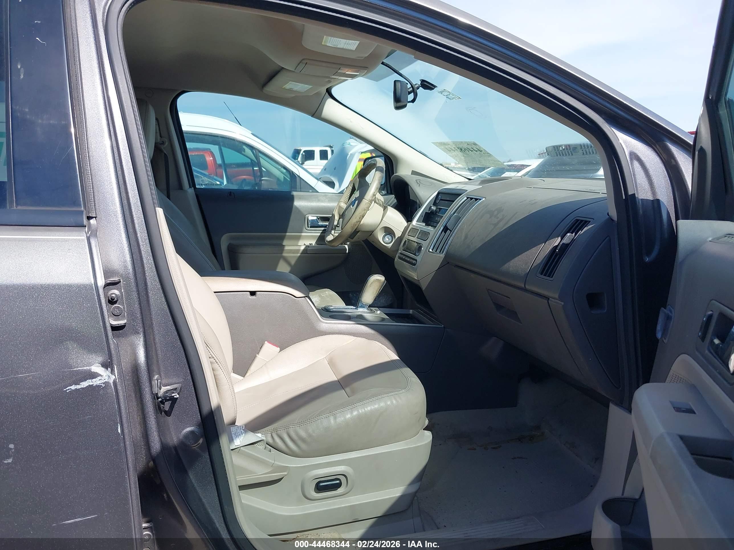 FORD EDGE image 5