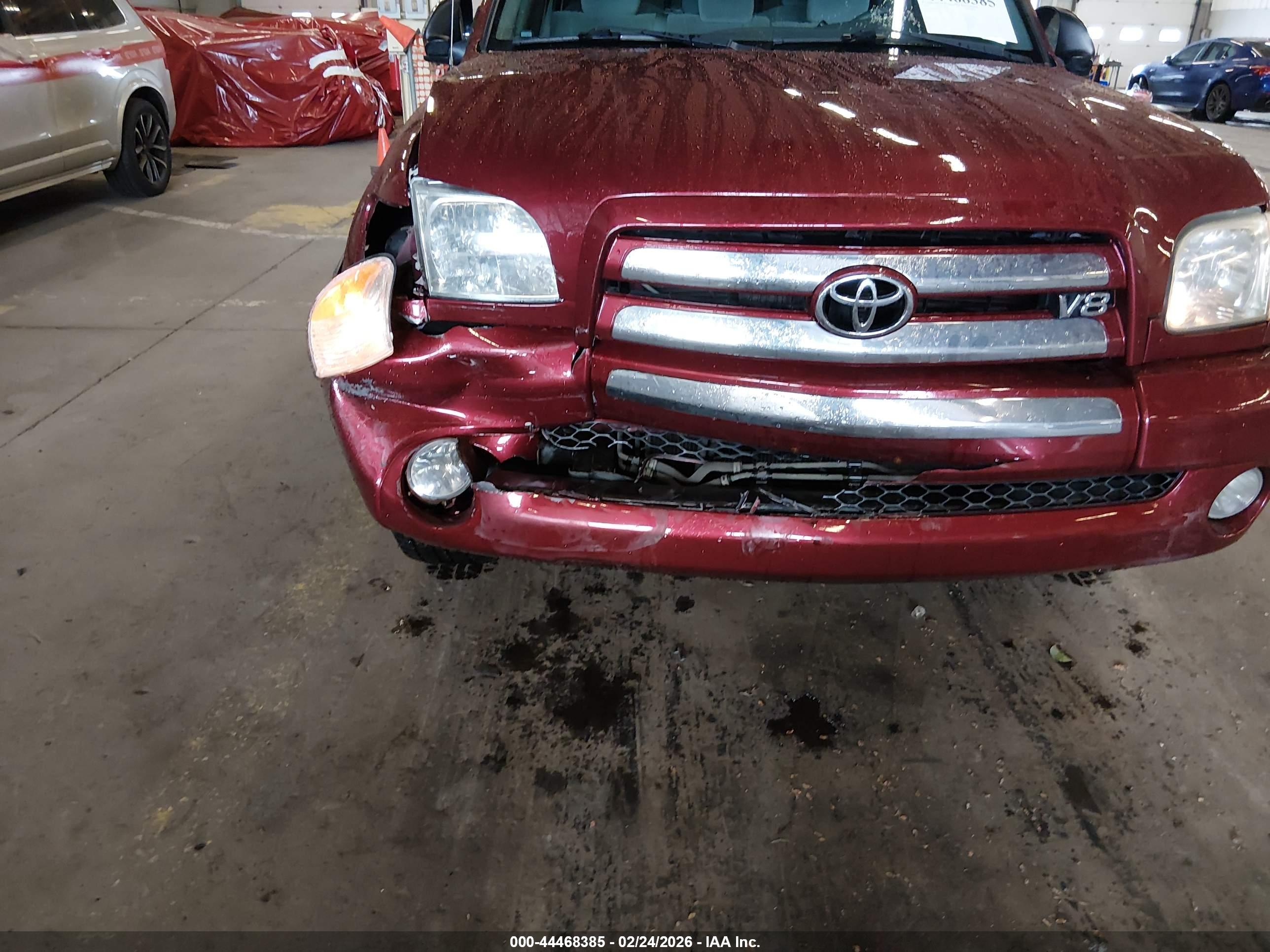 TOYOTA TUNDRA image 6