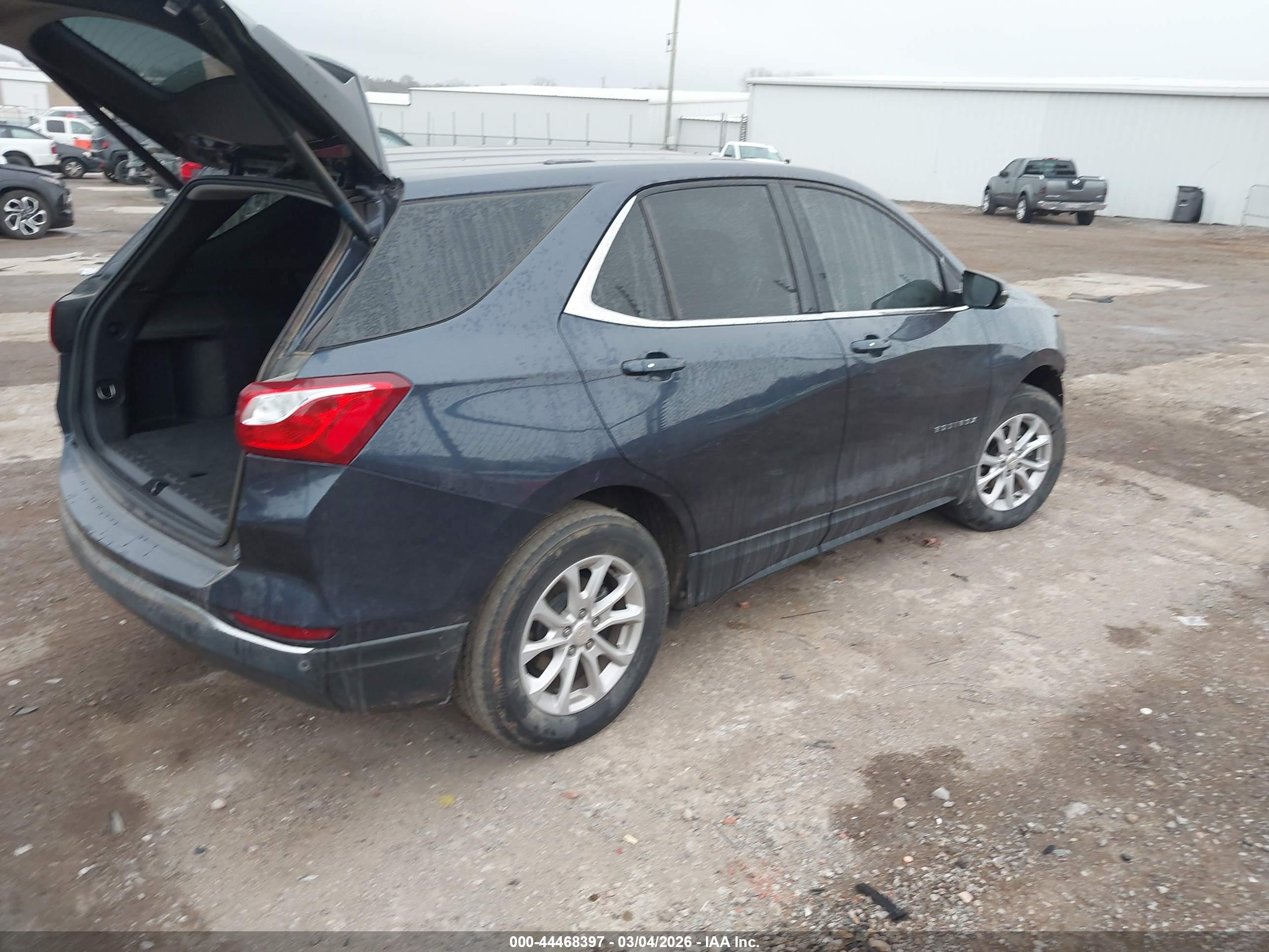 CHEVROLET EQUINOX image 4