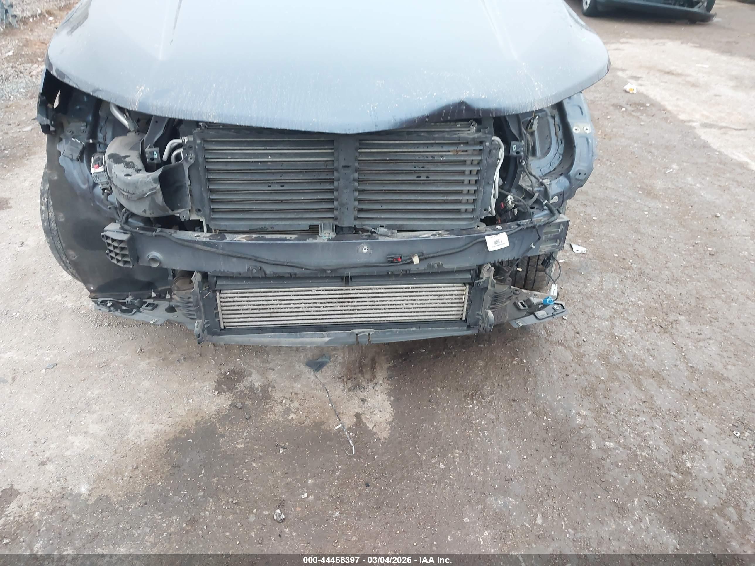 CHEVROLET EQUINOX image 6