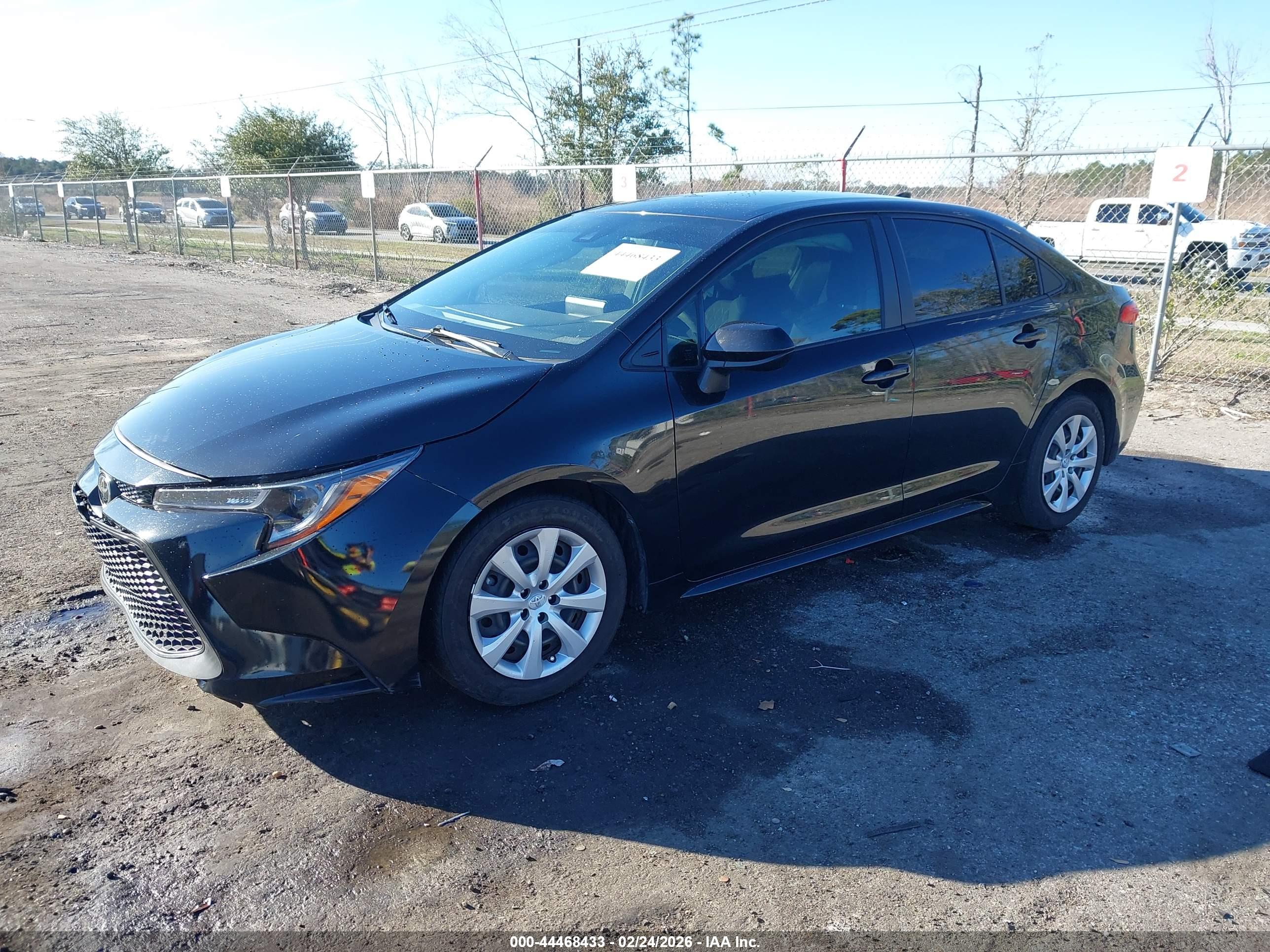 TOYOTA COROLLA image 2