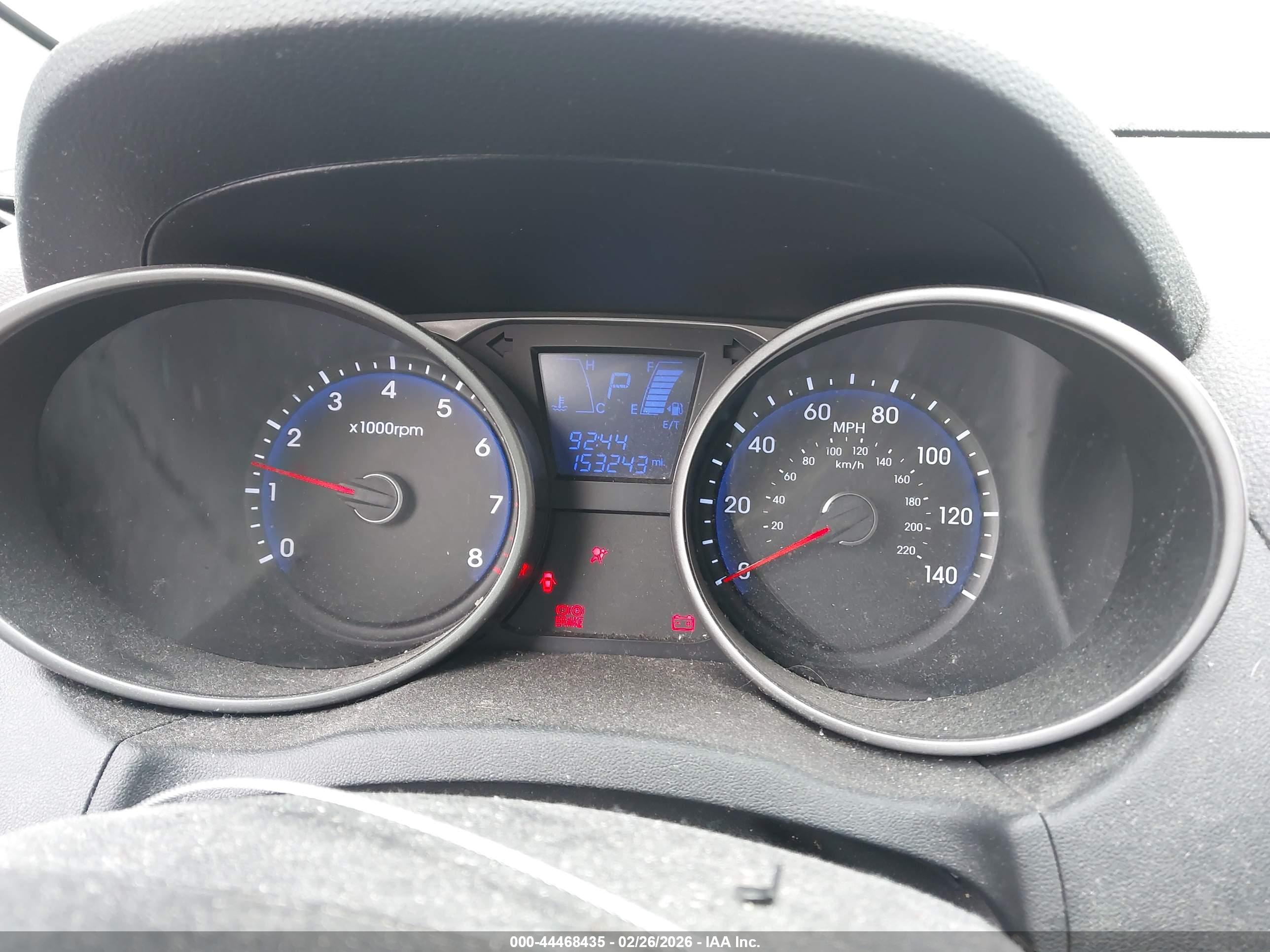 HYUNDAI TUCSON image 7