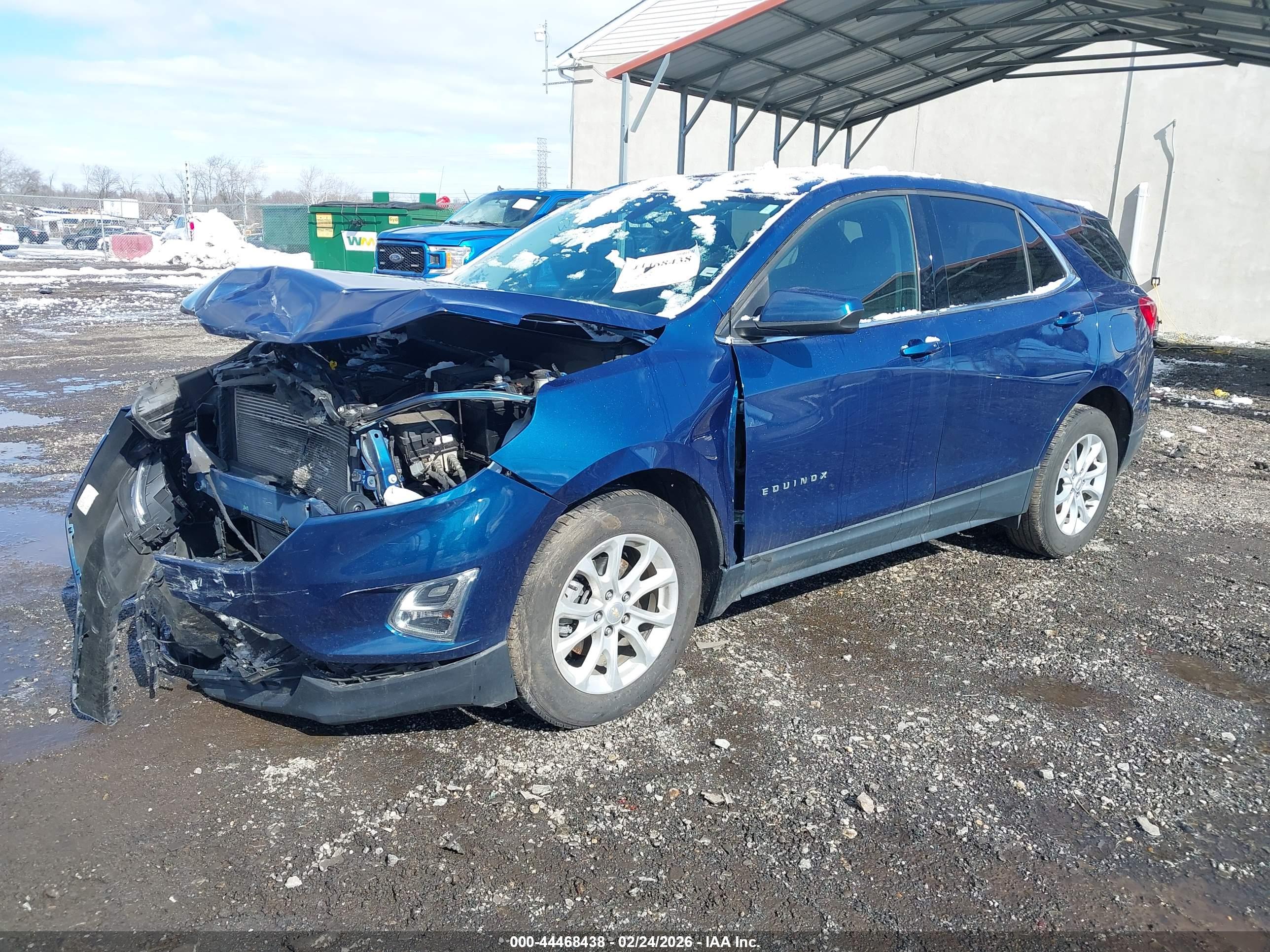 CHEVROLET EQUINOX image 2