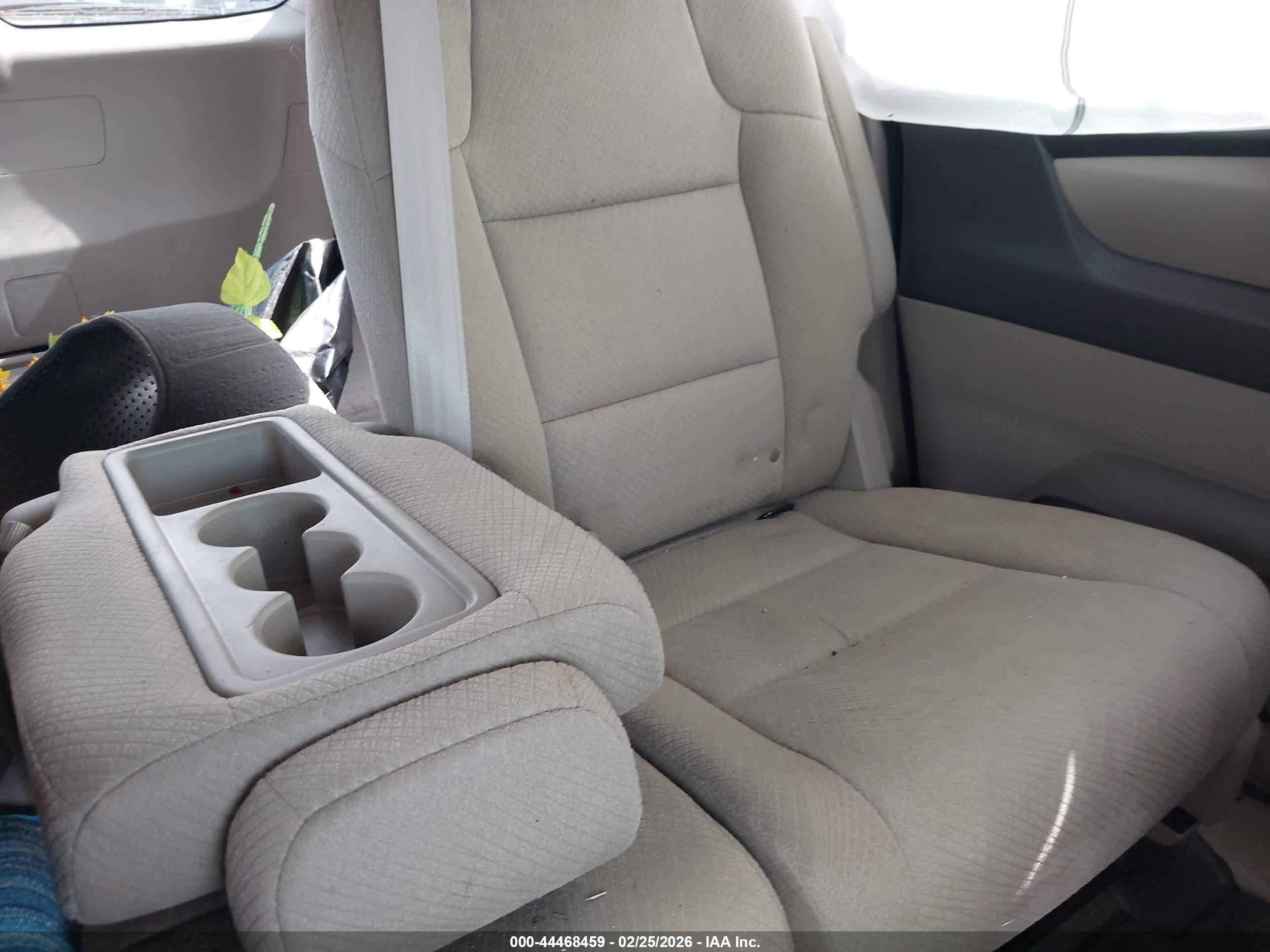 HONDA ODYSSEY image 8