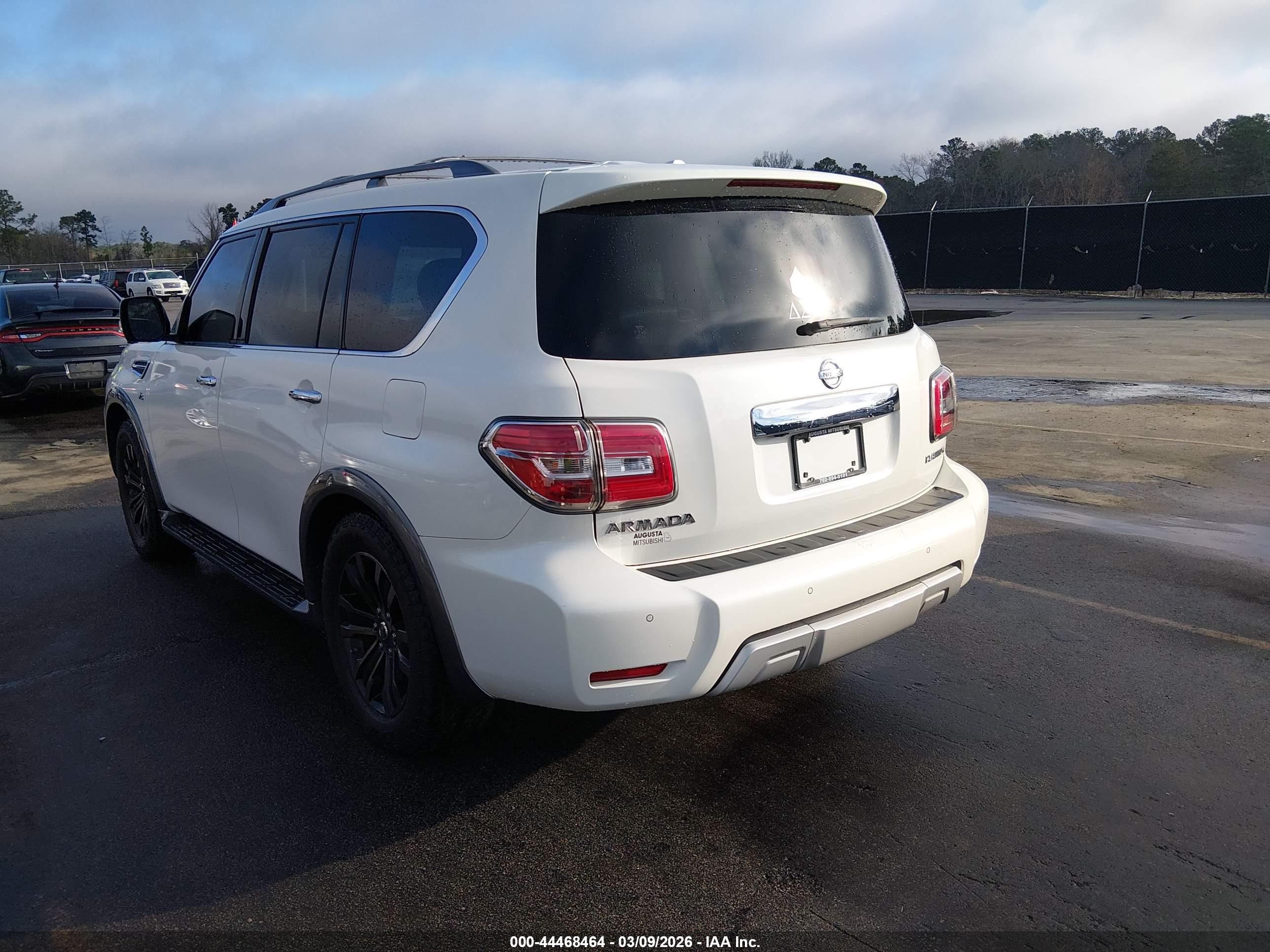 NISSAN ARMADA image 3