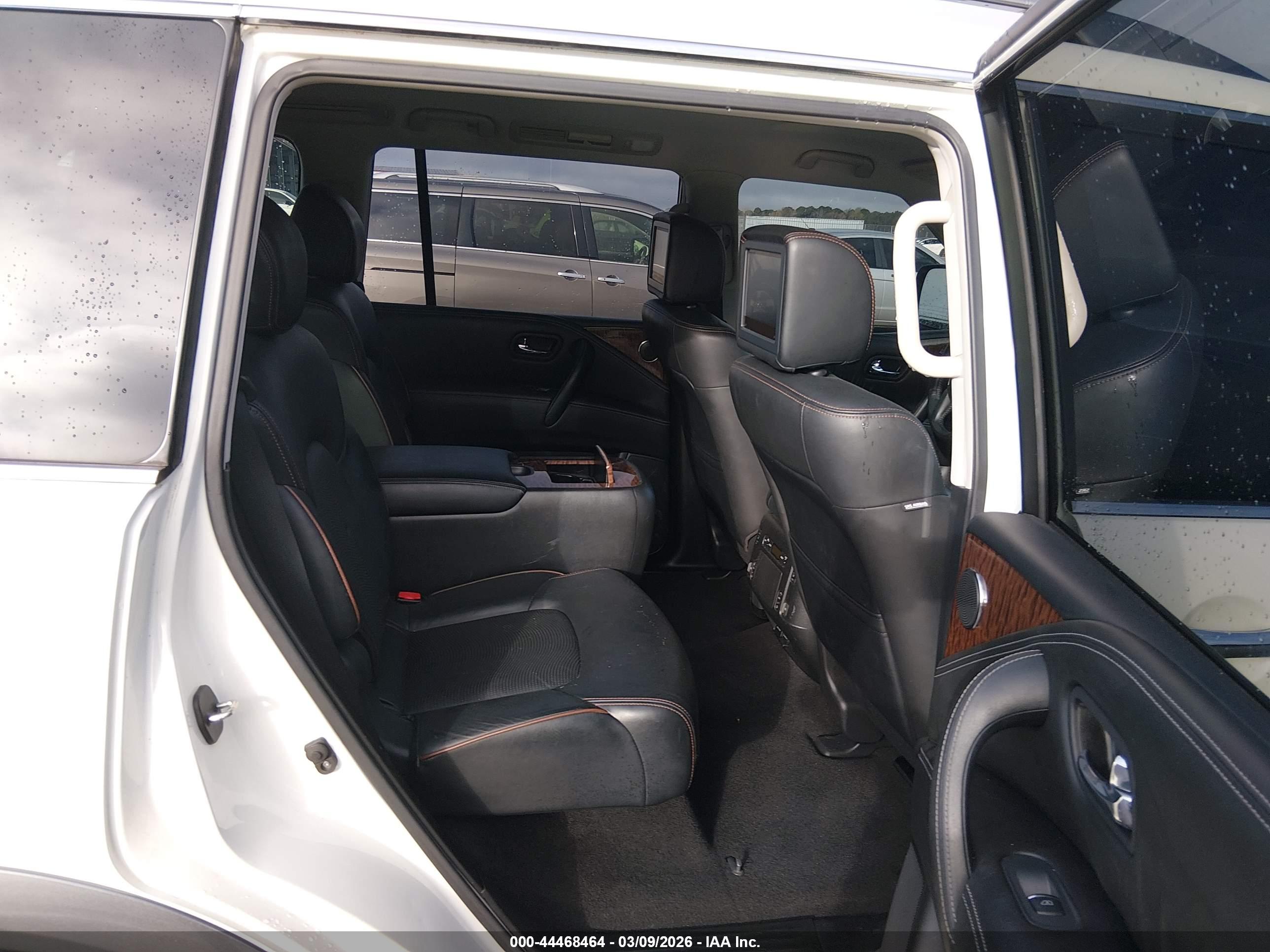 NISSAN ARMADA image 8