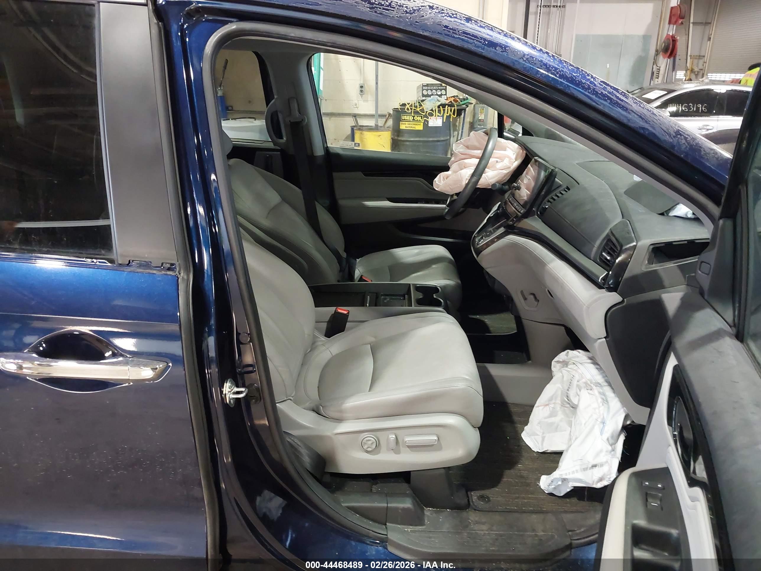 HONDA ODYSSEY image 5