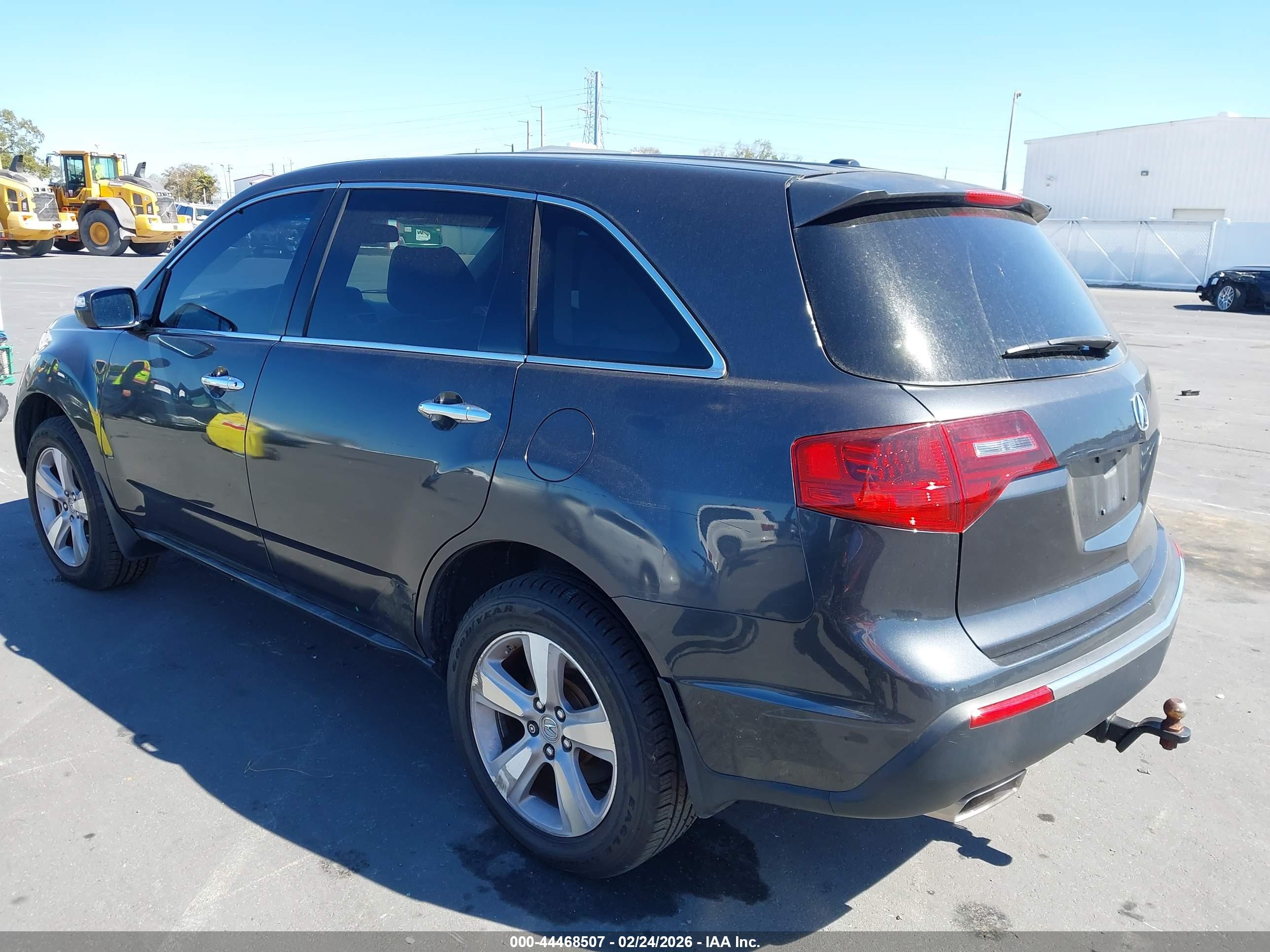 ACURA MDX image 3