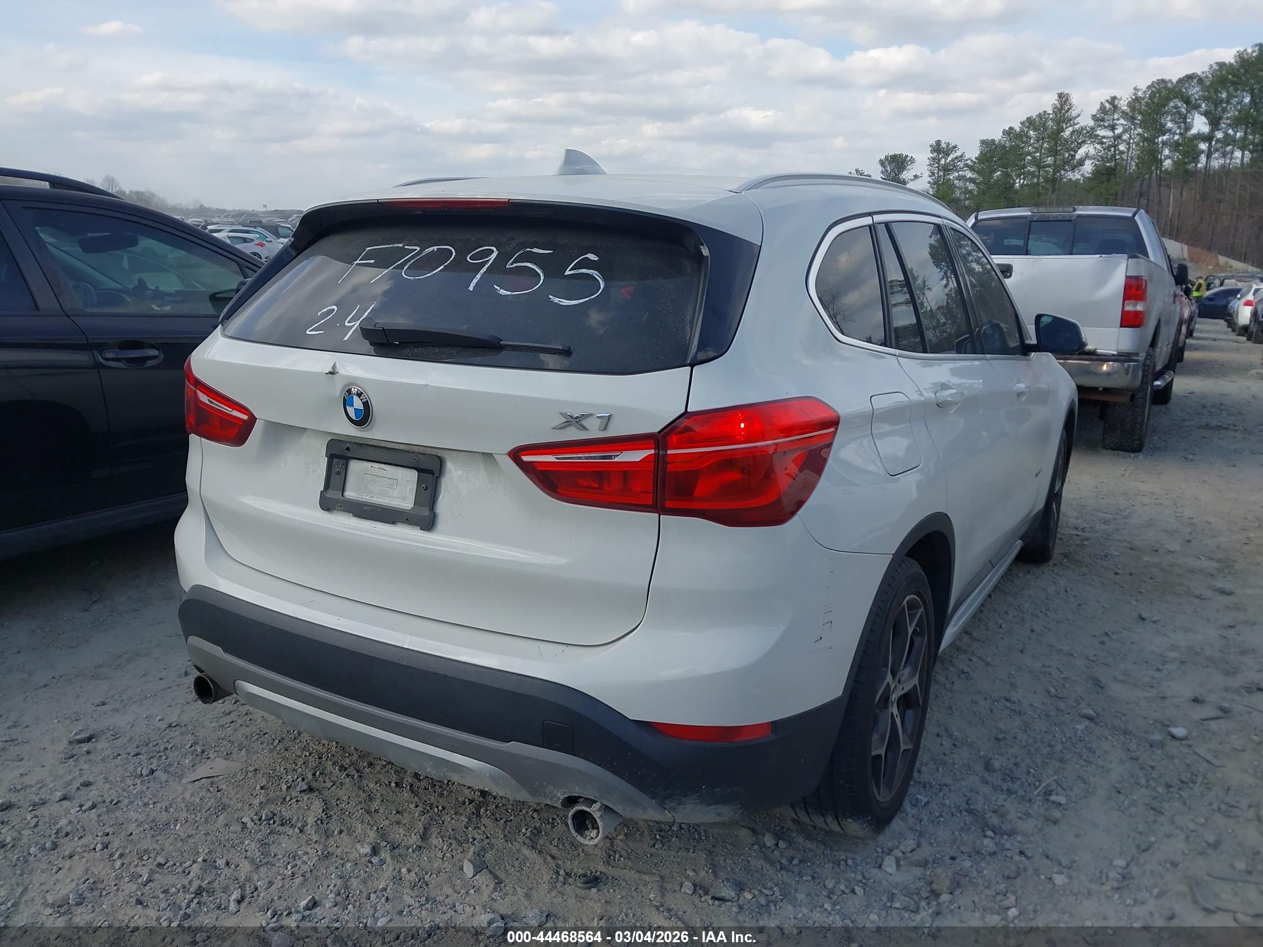 BMW X1 image 4