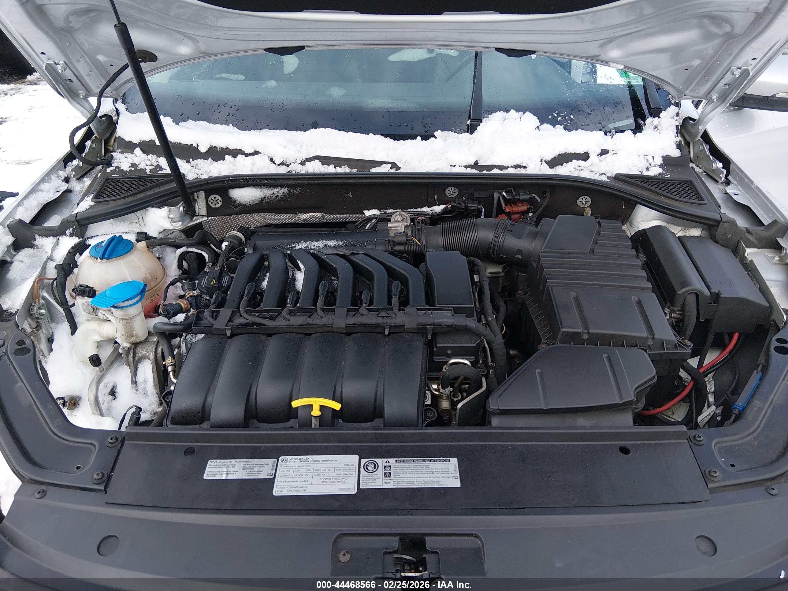 VOLKSWAGEN PASSAT image 10