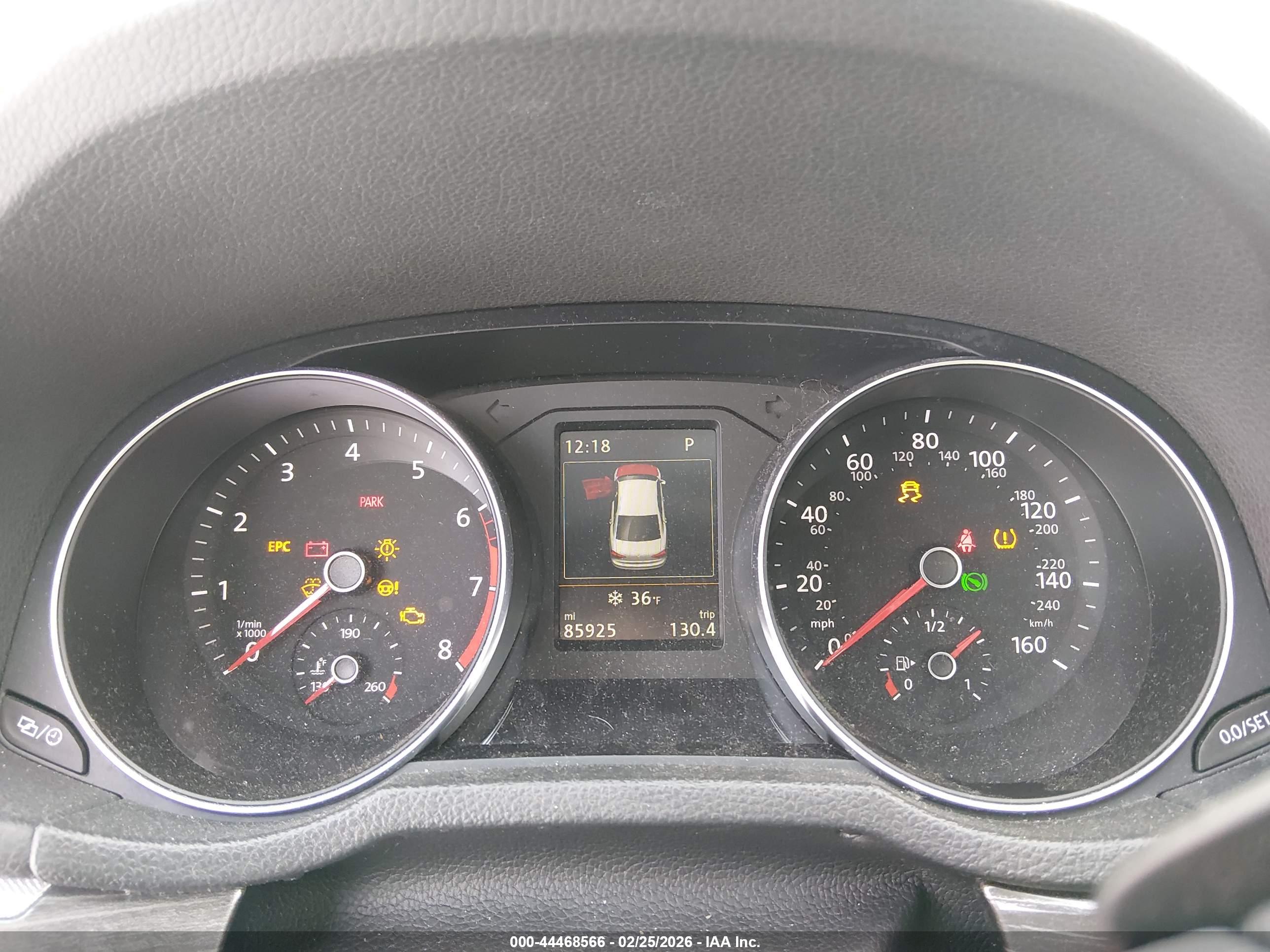 VOLKSWAGEN PASSAT image 7
